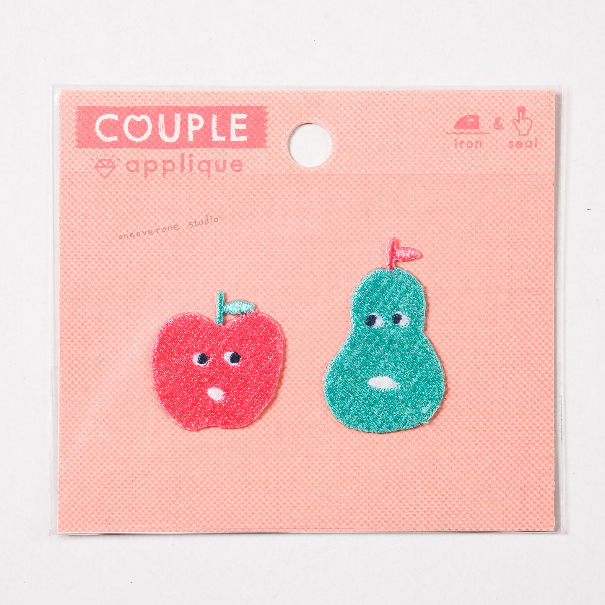 AIUEO Couple 燙貼 / FRUITSCHAN / AIUEO / JAPAN