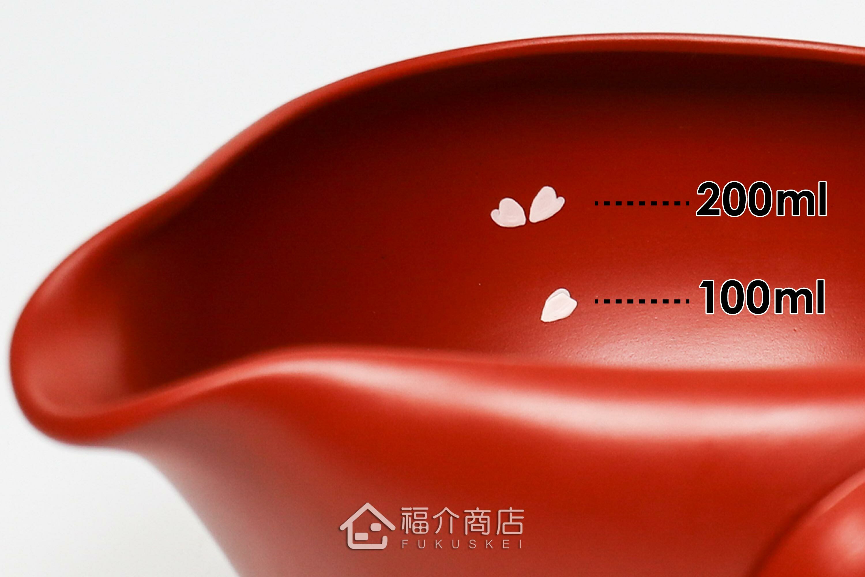 泡茶時將茶水分別倒入杯子的分茶壺