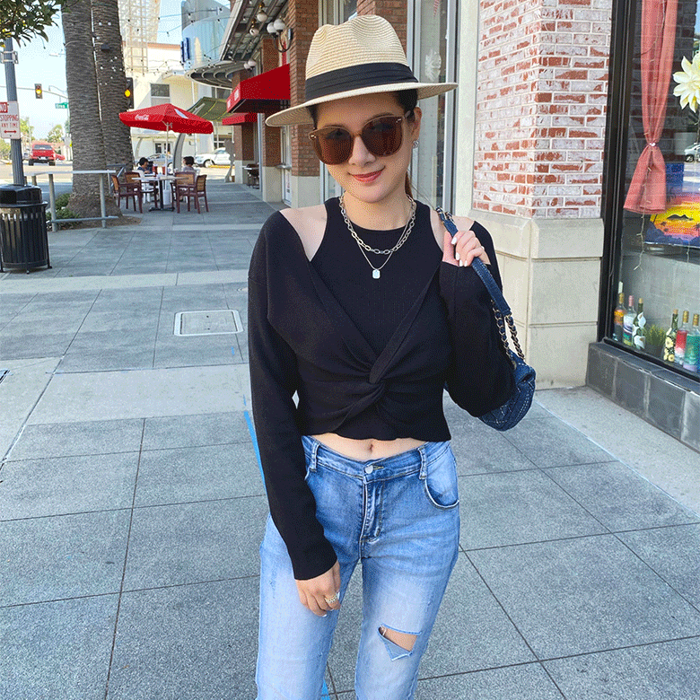 假兩件式扭結針織上衣