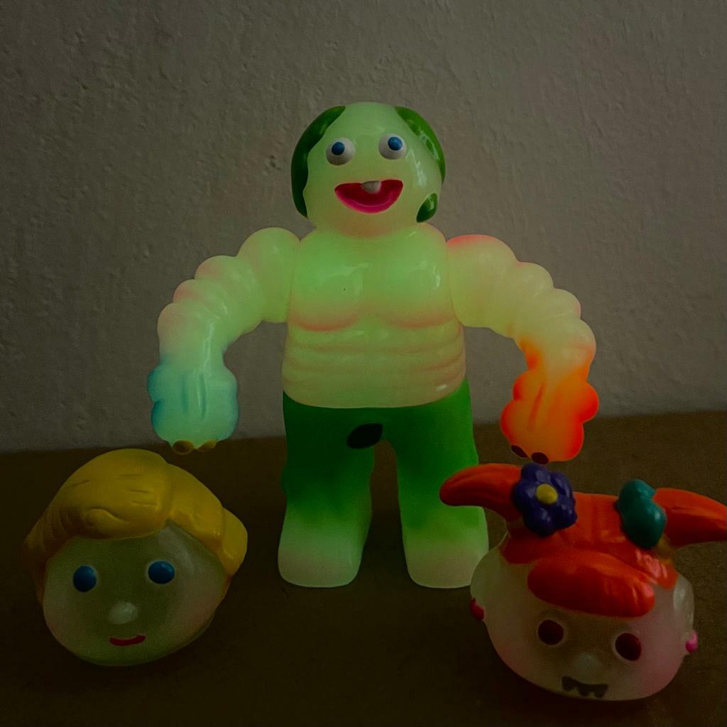 Glow in Dark Earthly 蓄光 大地の子 - The World’s Smallest EARTHLY (世界一番小さい大地の子) (LeeeeeeToy)