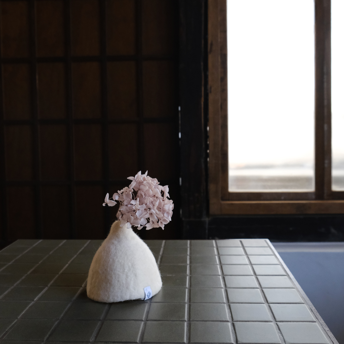 樂洋＋ collection / 手工居家花瓶 / 白色 / 蘑菇瓶S號微胖版