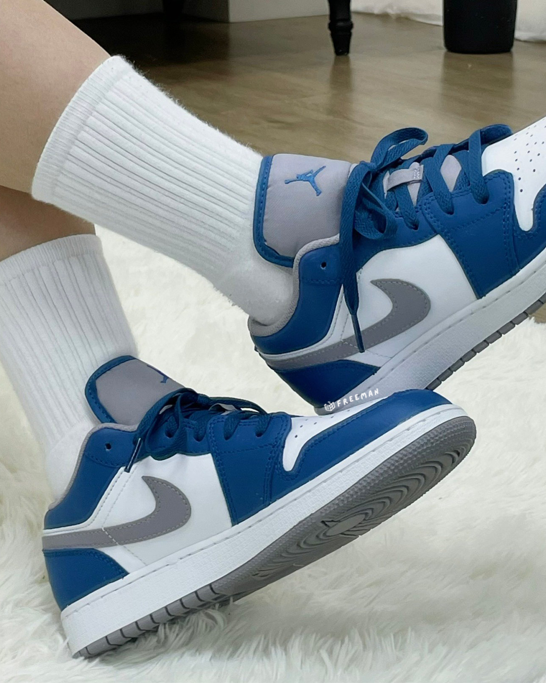 Air Jordan 1 Low 