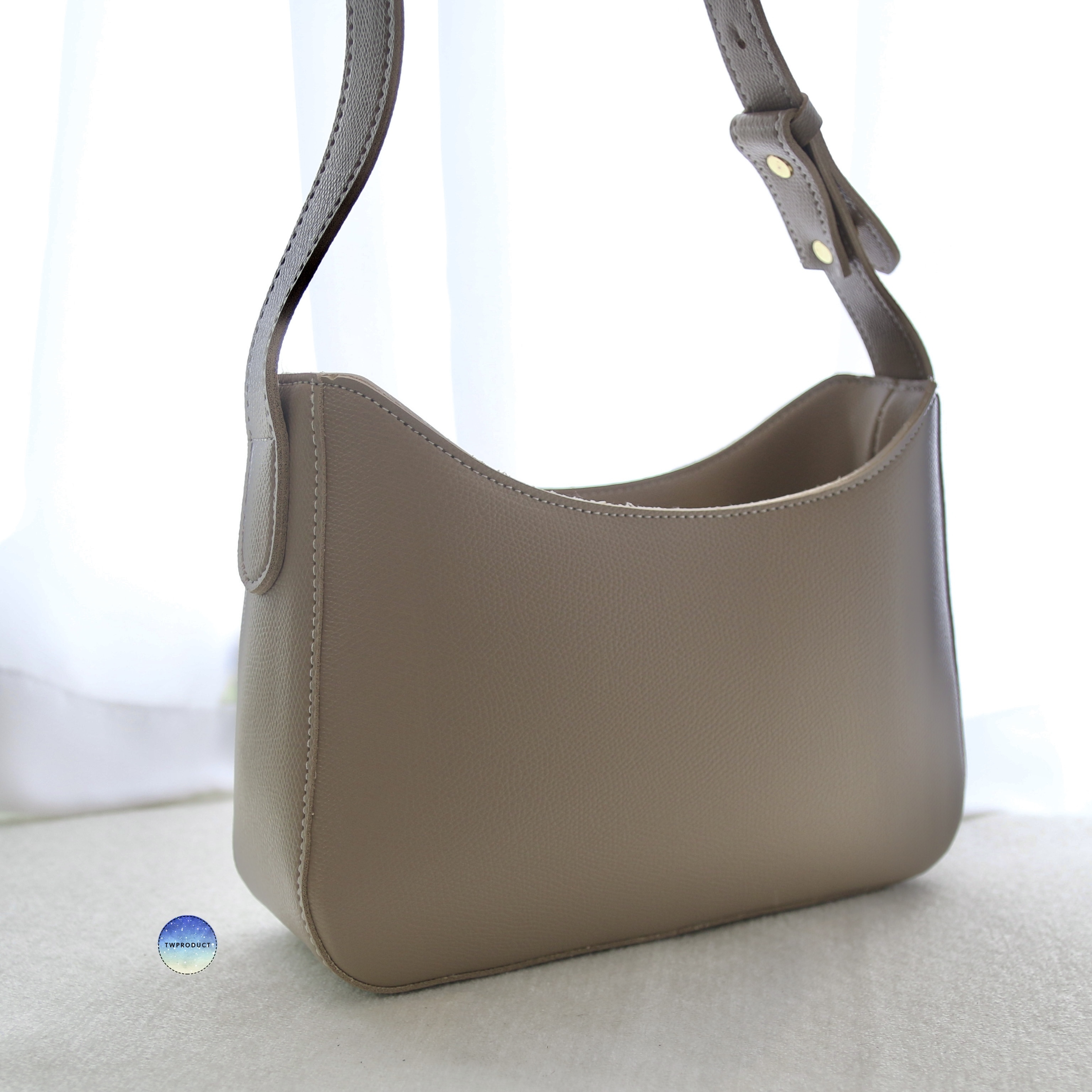 ✨ ||La08 ||［韓國半月長形側揹袋］