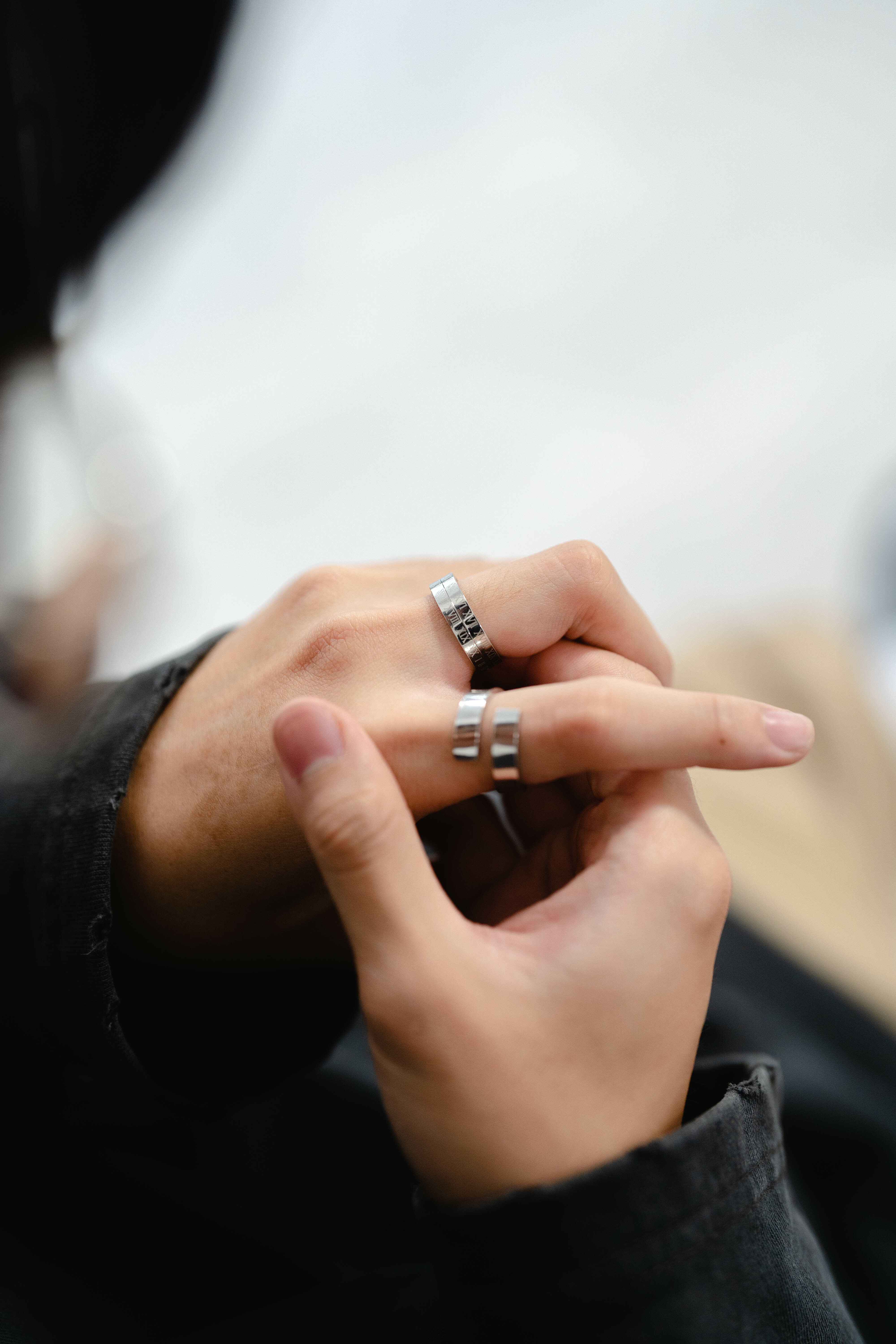 #現貨 (ACCR536) 鋼戒 旋轉羅馬數字戒