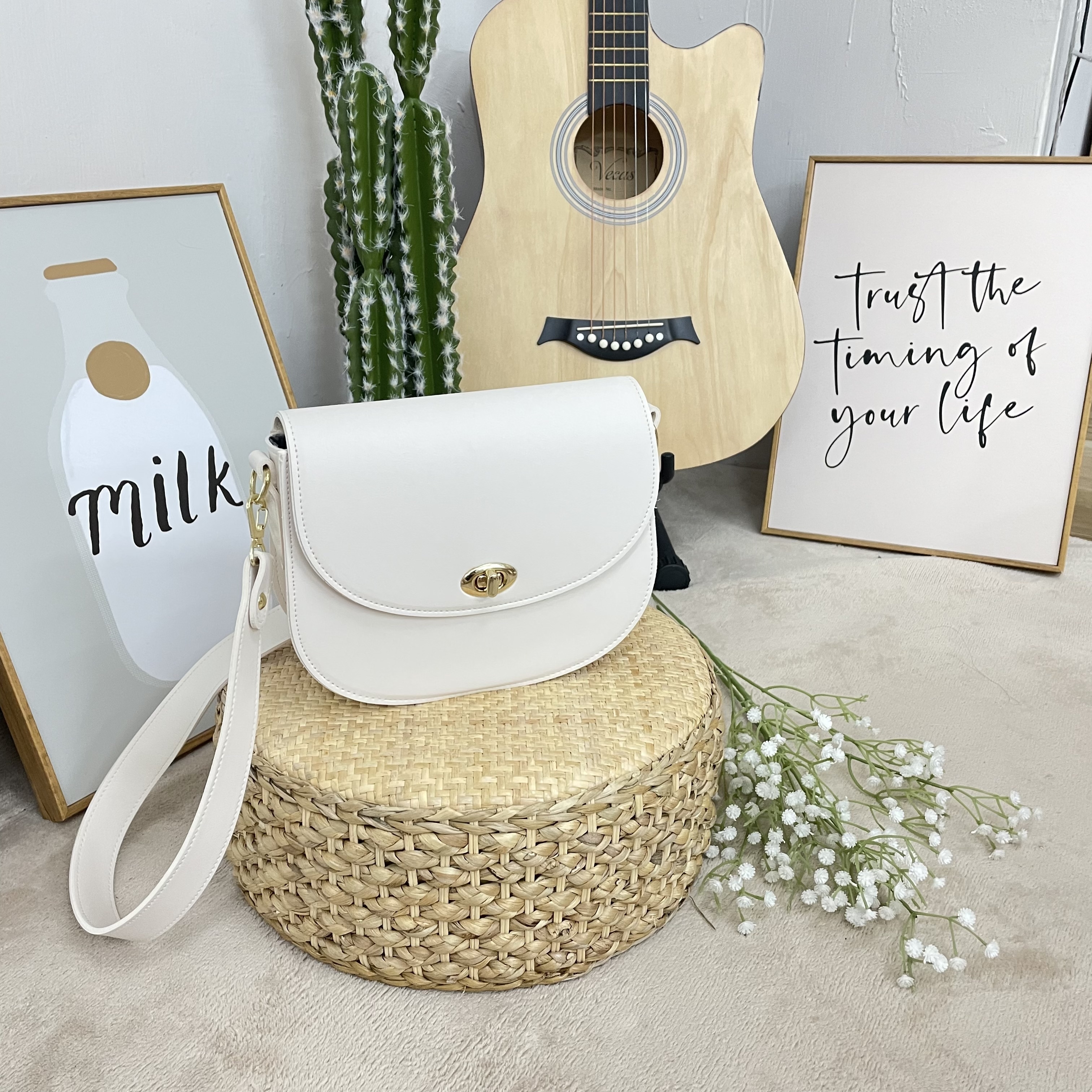 ✨||Hc46 ||半方轉鈕小袋子