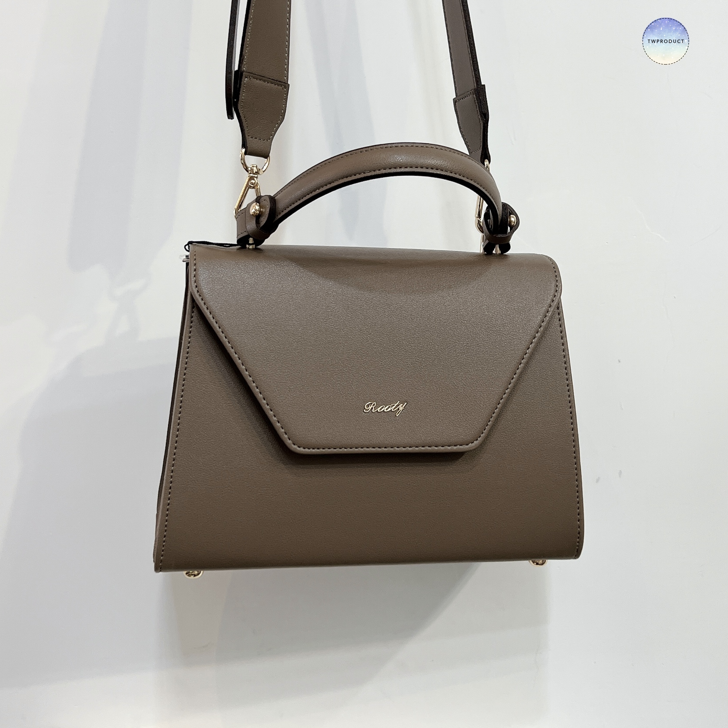 ✨||R525||Rooty flip on 小梯形手袋