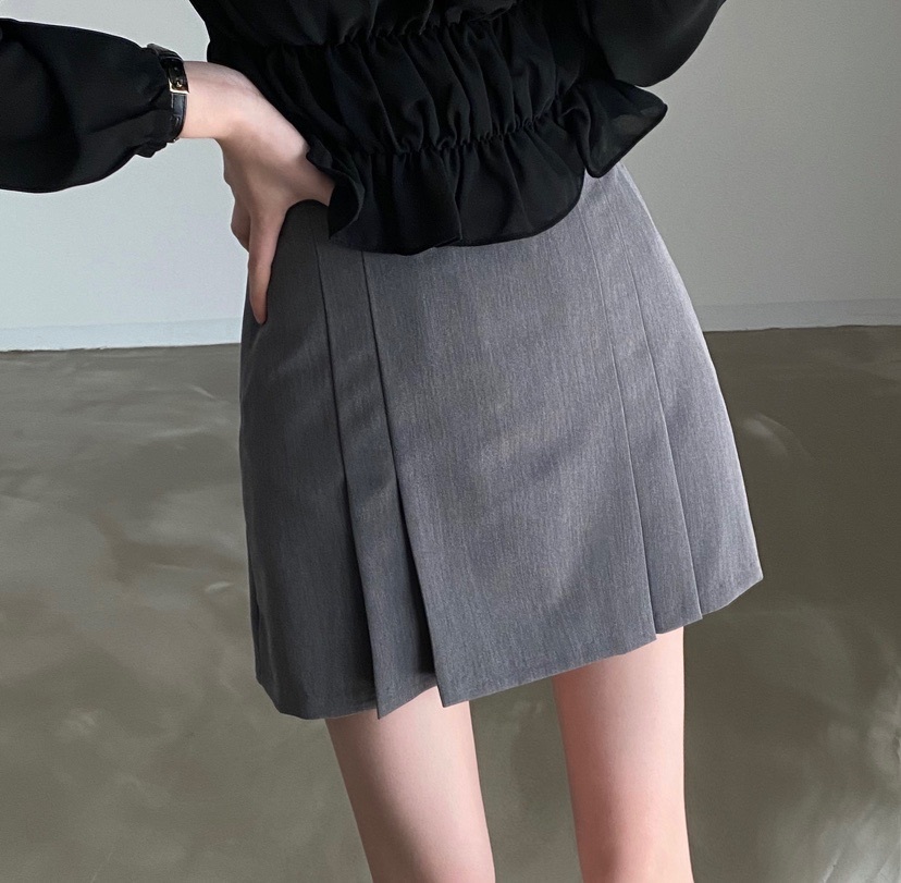 【優惠預訂】韓國小百摺裙（2色）