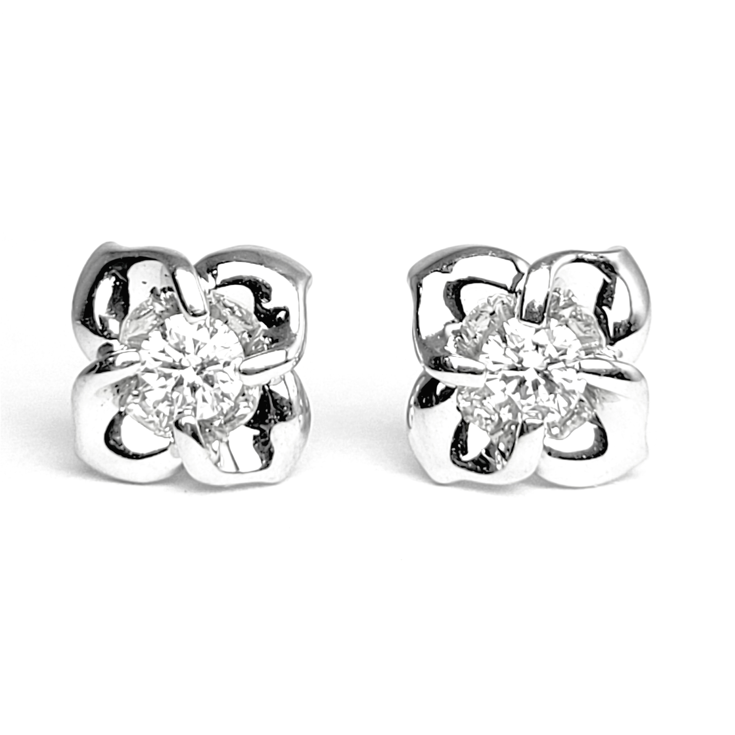 18K白金天然鑽石耳環