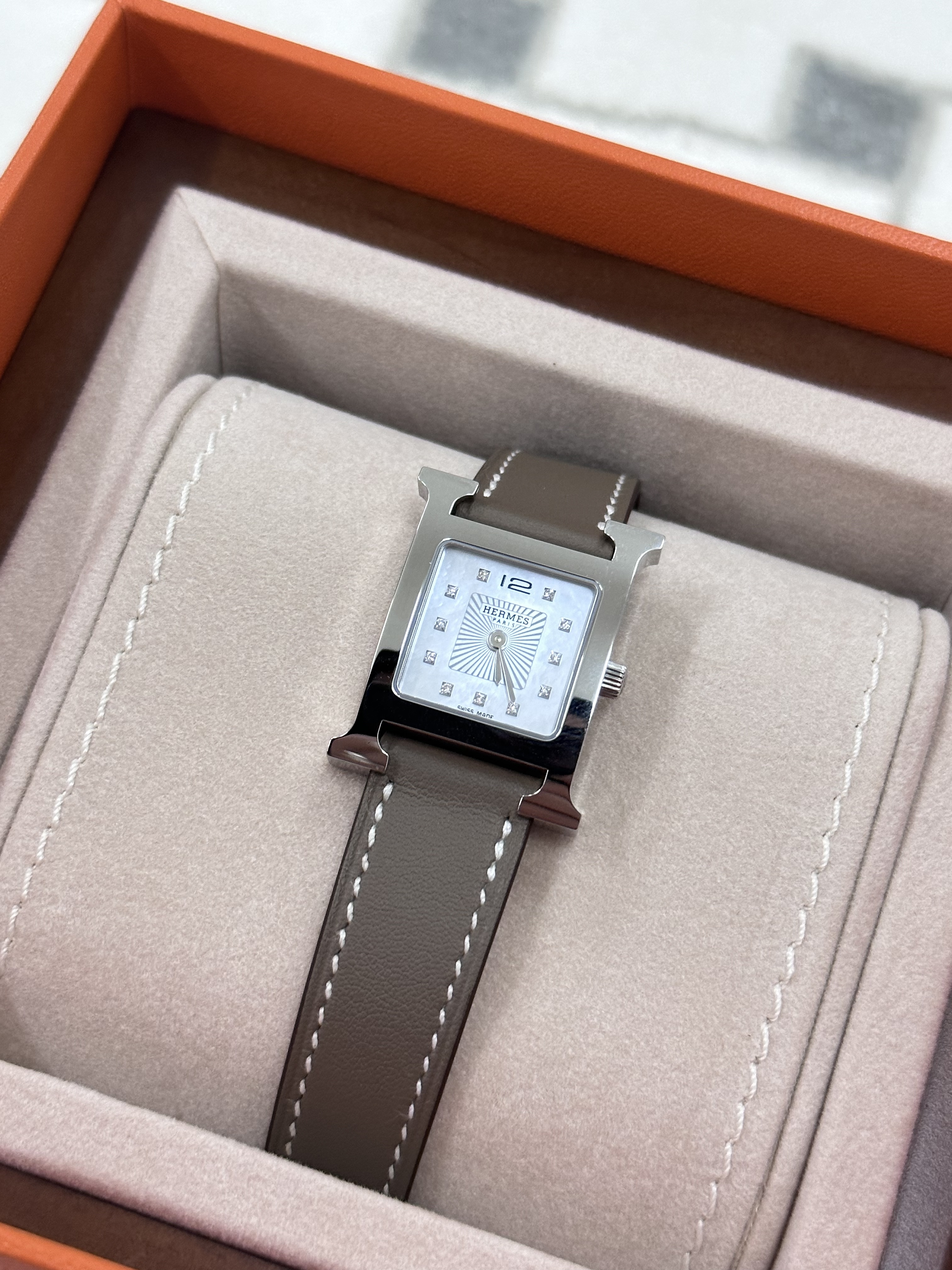 Hermes Watch H 手錶 白貝母面 Heure H 鑽石字
