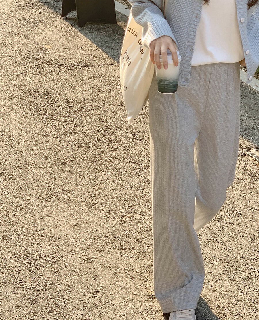 韓國Cherrykoko授權 經典日常垂墜感壓紋長褲