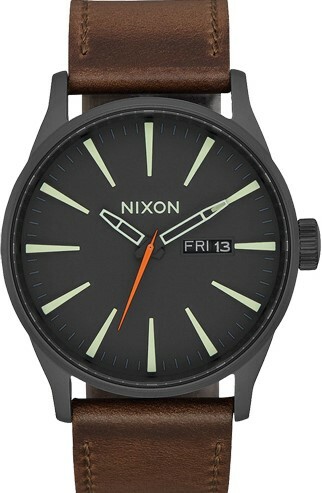 萬年鐘錶 - NIXON 尼克森  SENTRY SS 復古簡約皮革男錶  A105-2736  錶徑42MM