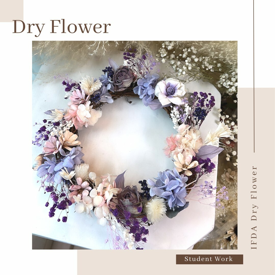 ♨️限時優惠🏆單堂體驗 - 韓式乾燥花掛壁花環 - 可銜接證書課程 (WhatsApp 61174567 for more detail)🤩所有課程適合沒有任何花藝經驗的初學者