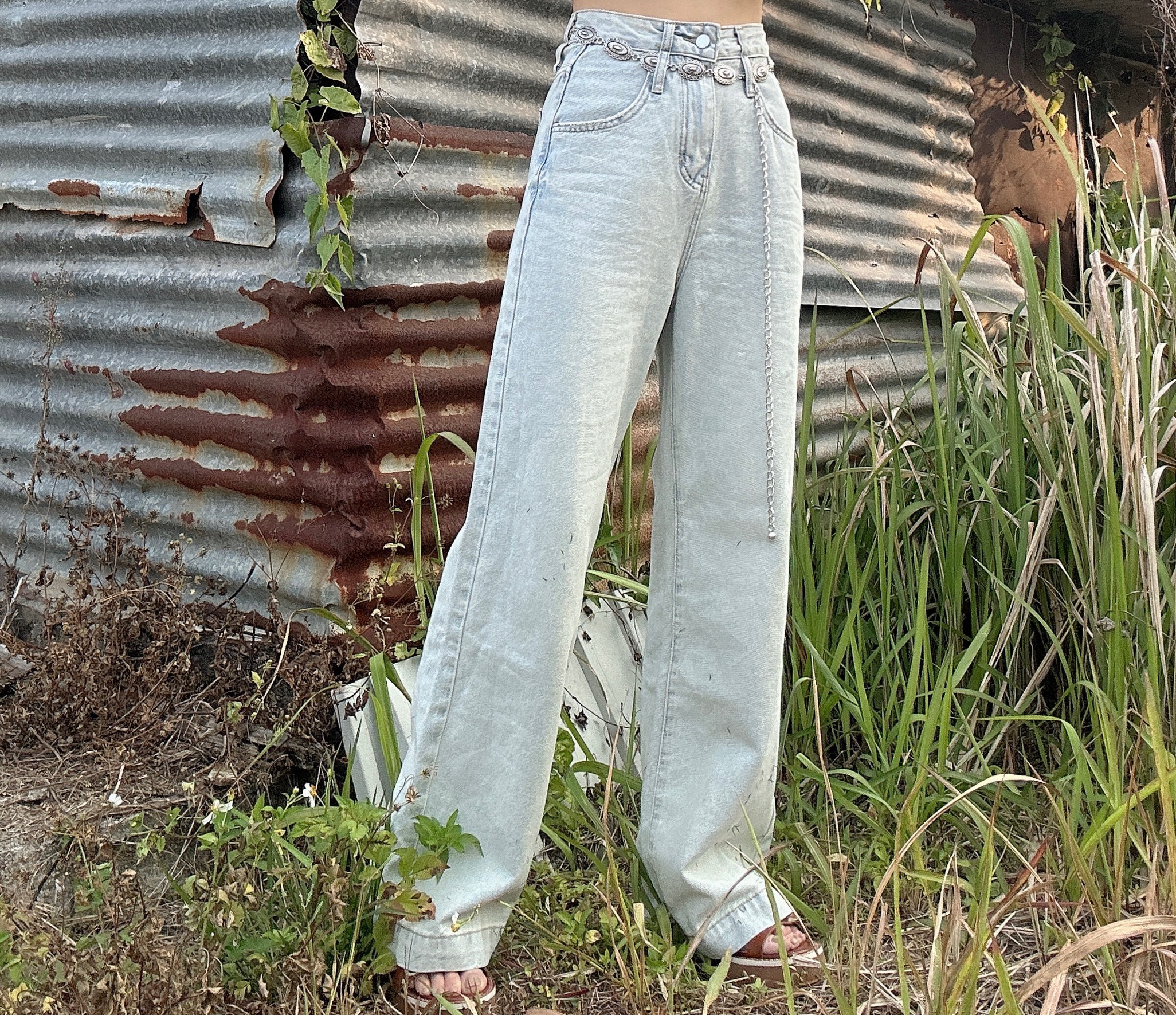 復古淺藍闊筒牛仔褲（現貨款式）