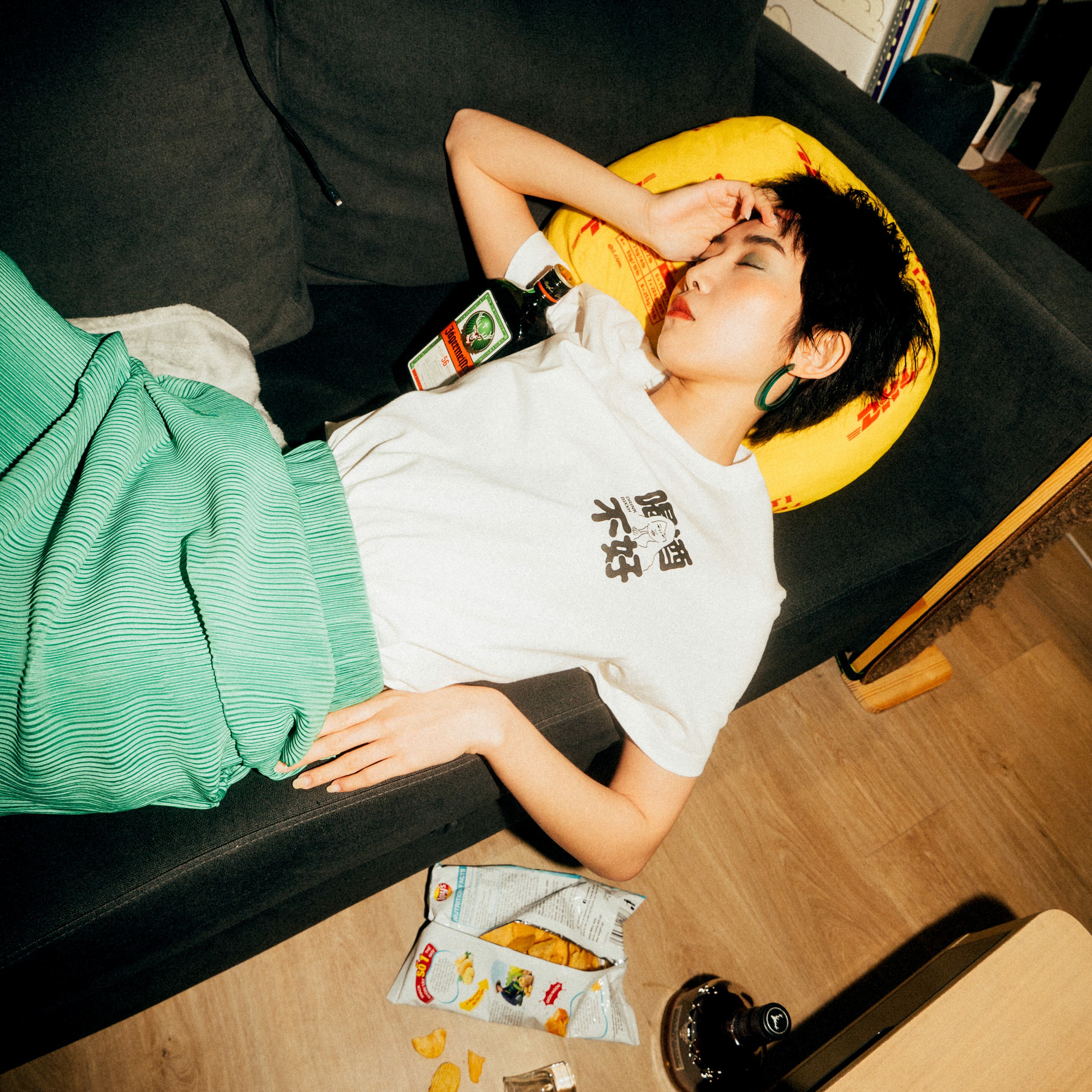 喉嚨借過Project-”喝酒不好“短踢