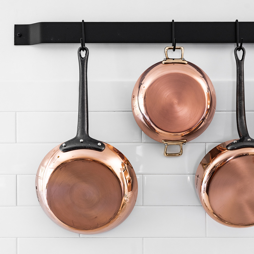 Prima Matera系列 | 鑄鐵柄平底銅鍋 (適用IH感應爐)