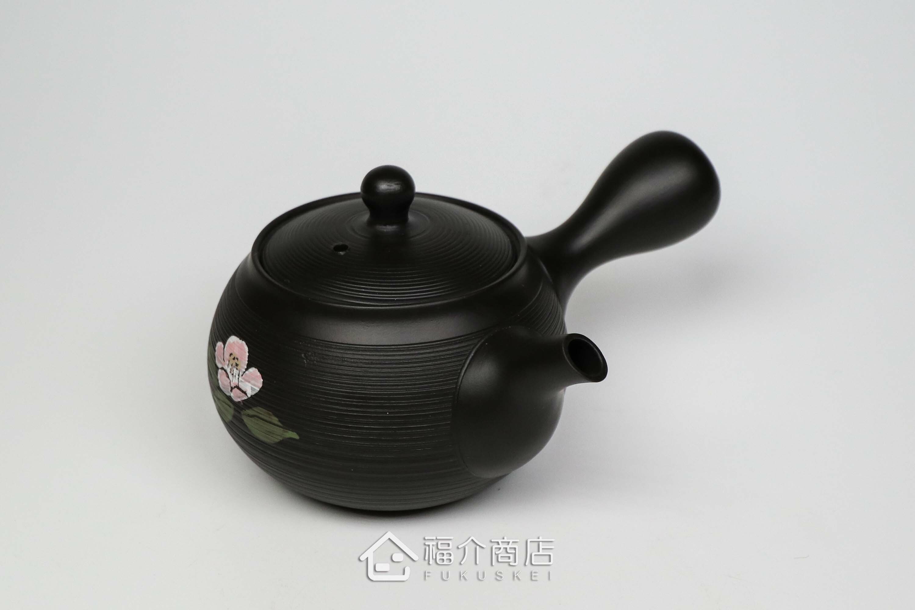 泡茶用的日本陶瓷茶壺