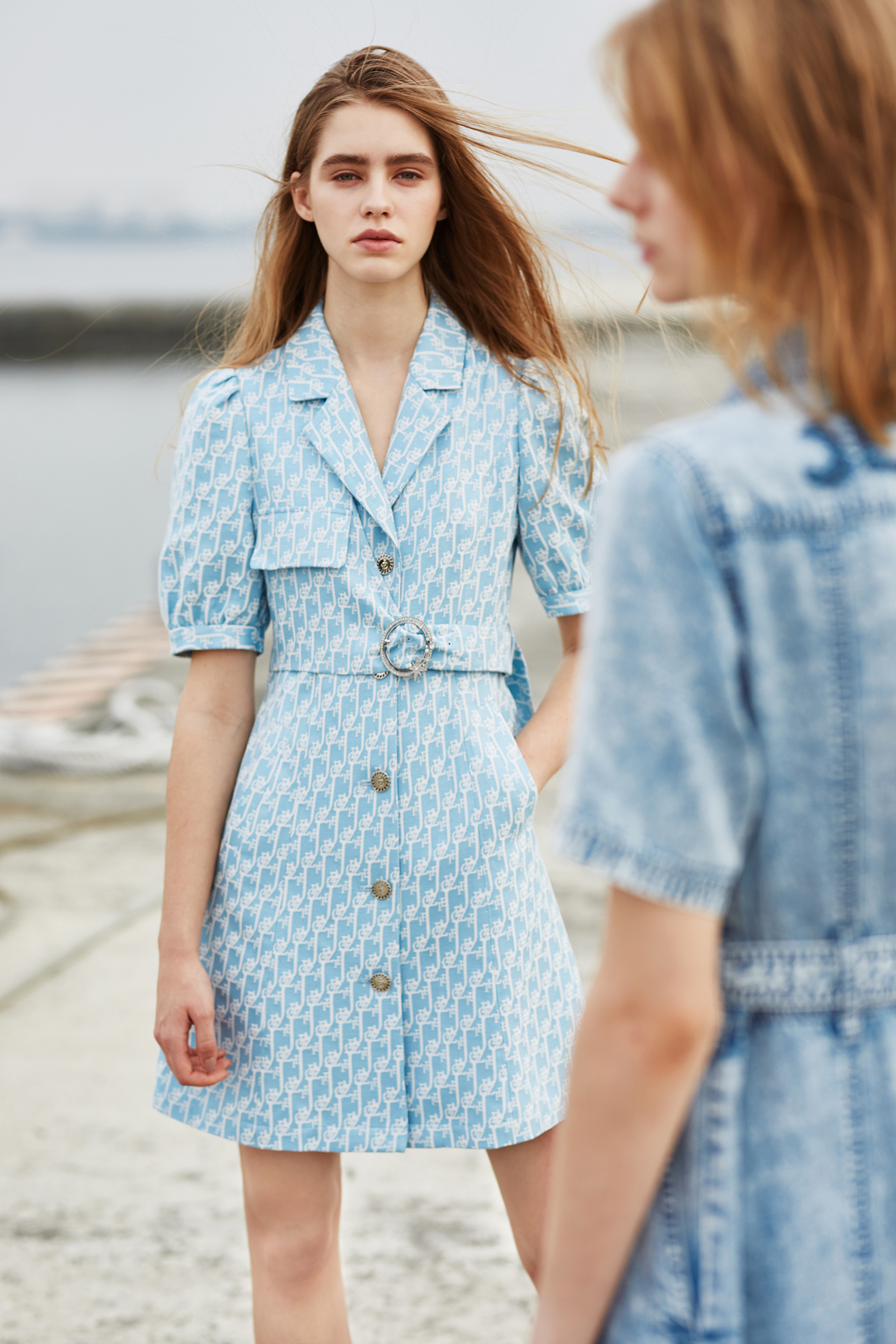 BC1EE166E1 濱海風情JETEZO字母緹花水藍蓮衣裙洋