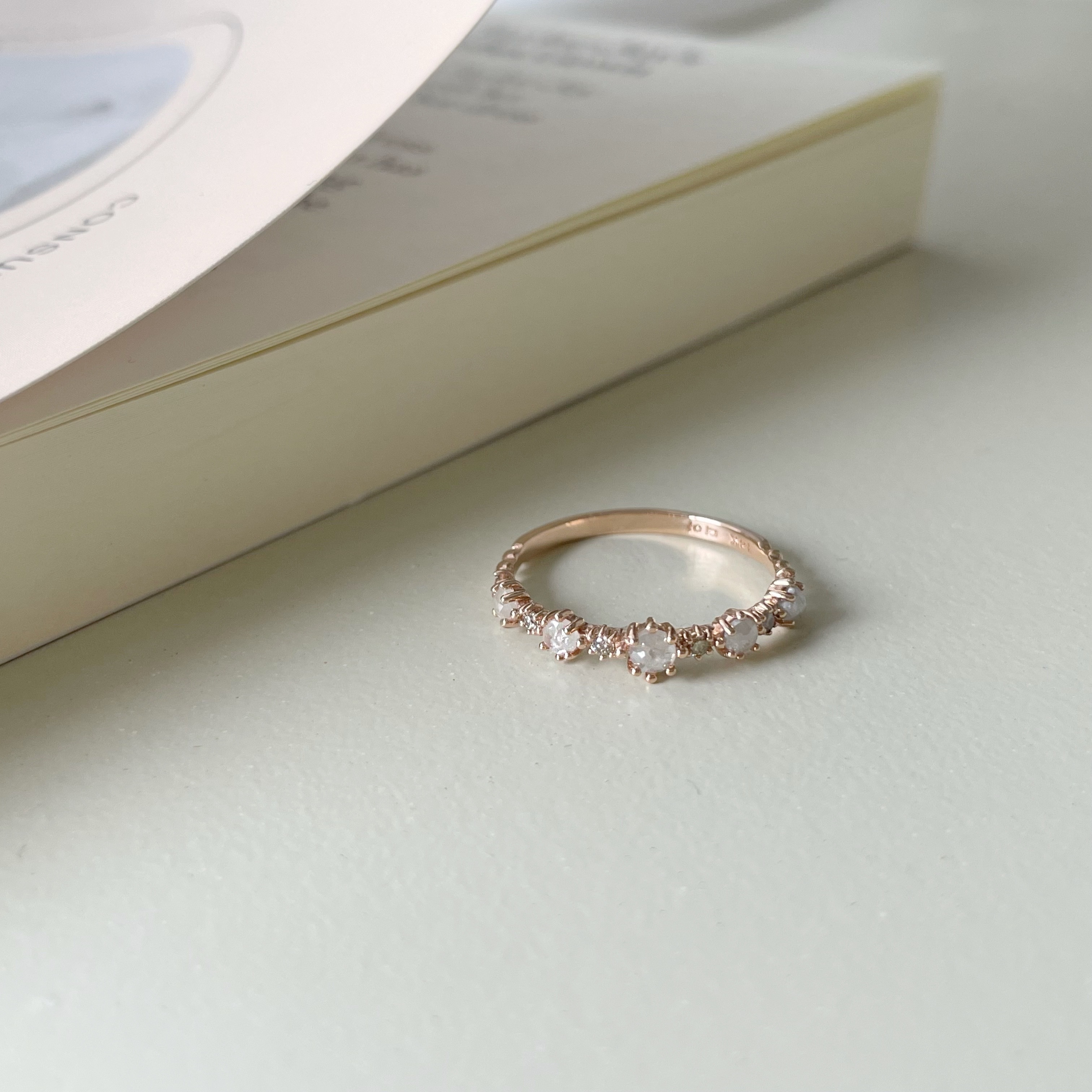 14K煙花半圈灰鑽戒指