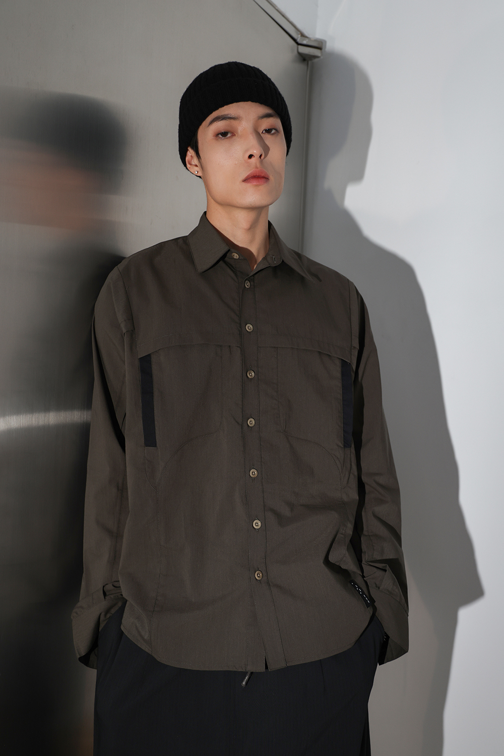 剪裁雙口袋長袖襯衫-綠