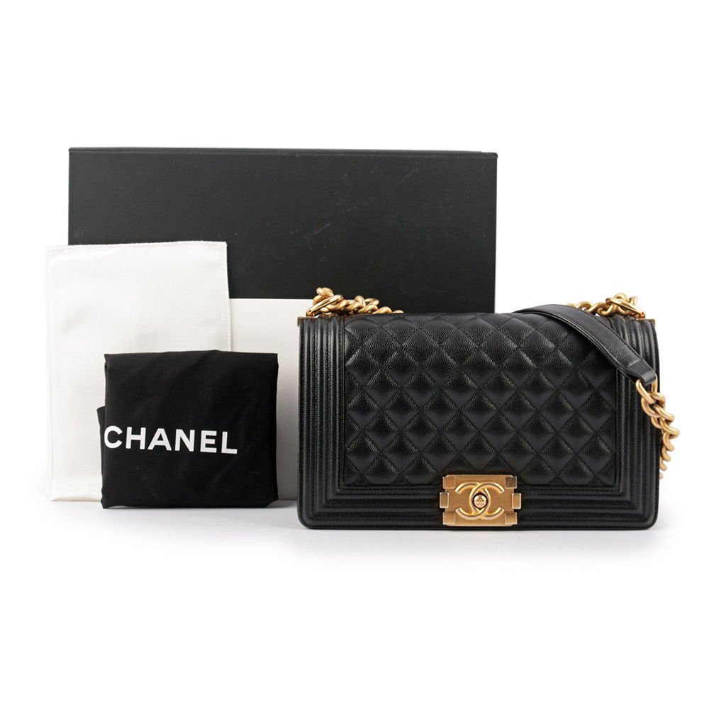 【CHANEL】荔枝牛皮菱格紋金釦 Boy Chanel 25cm(黑色) CH1A000096