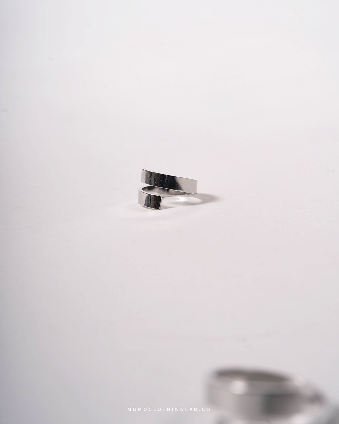 #現貨 (ACCR537) 鋼戒 螺旋素面開口戒