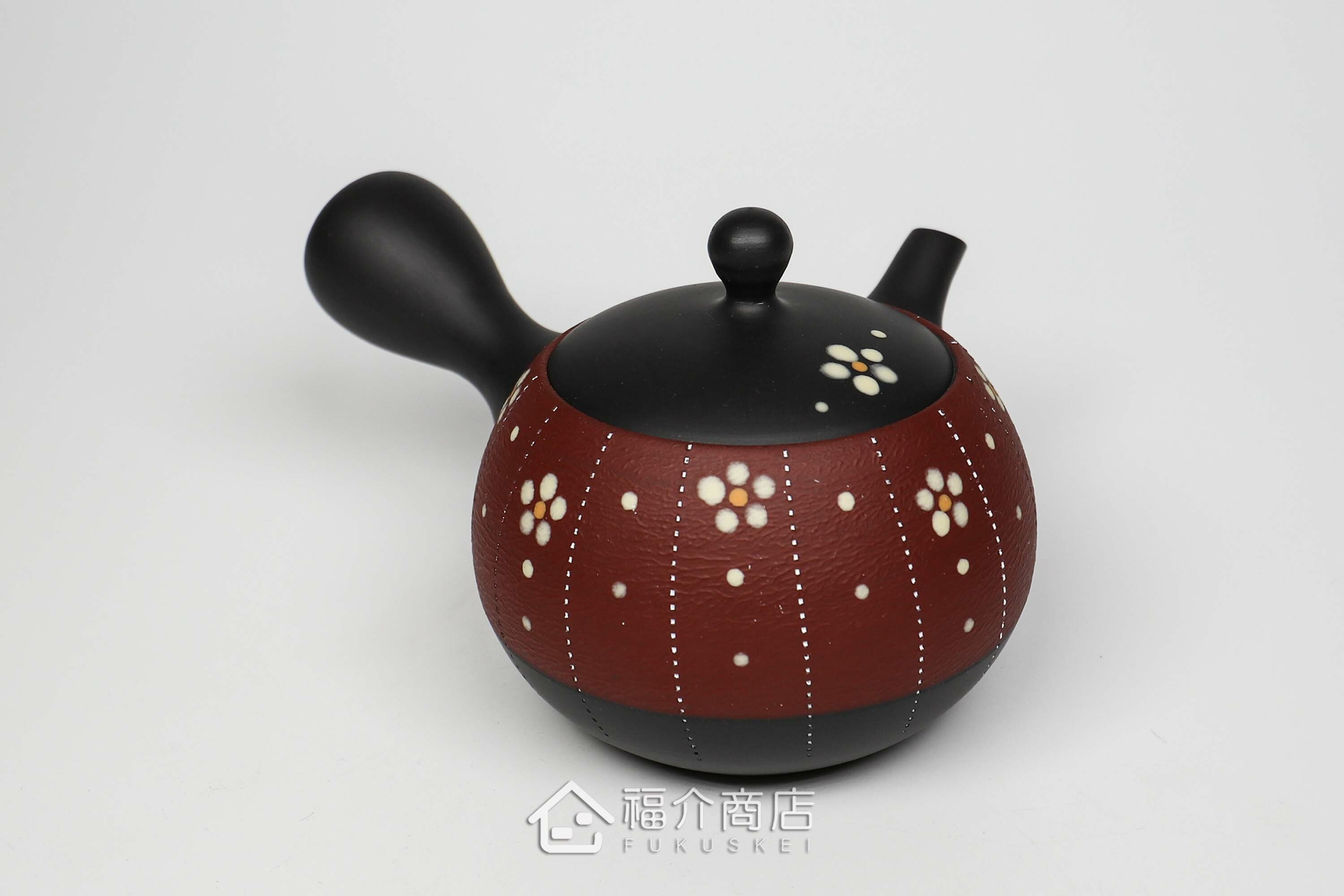 泡茶用的日本陶瓷茶壺