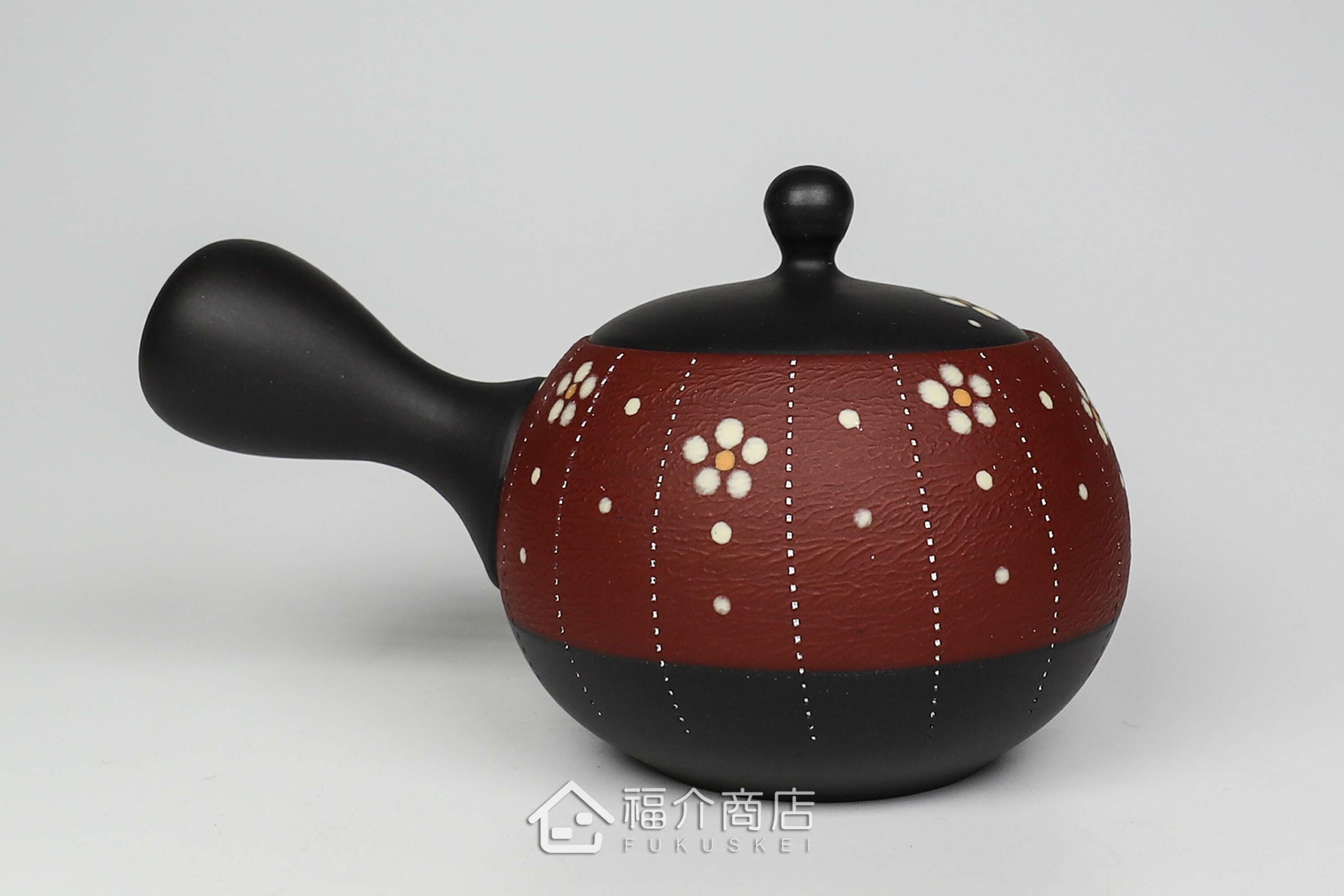 泡茶用的日本陶瓷茶壺