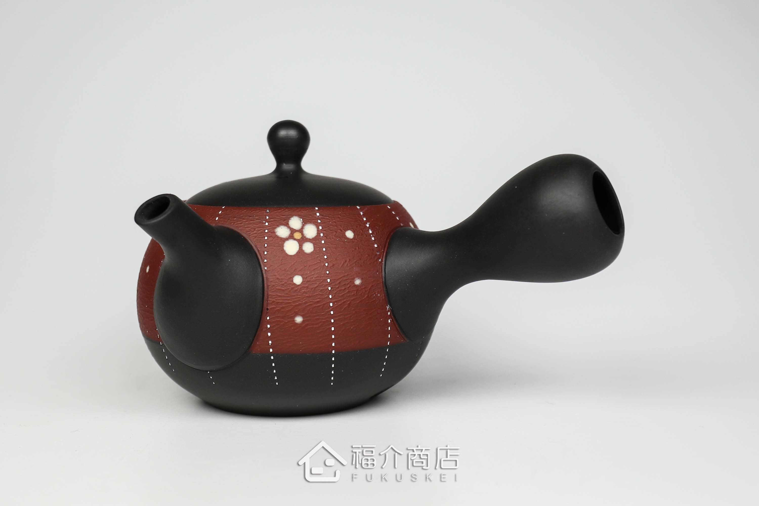 泡茶用的日本陶瓷茶壺