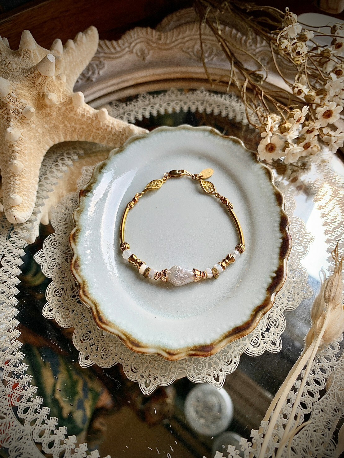 ｛ 聖地遺跡 ｝