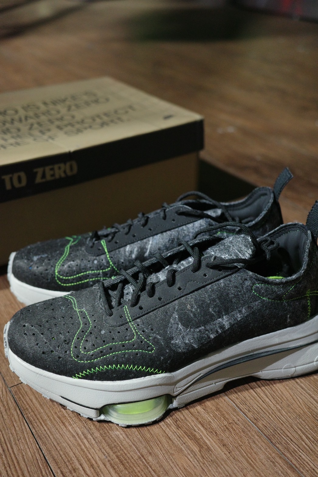 Nike air zoom-type 黑灰毛呢螢光綠 男段 cw7157-001