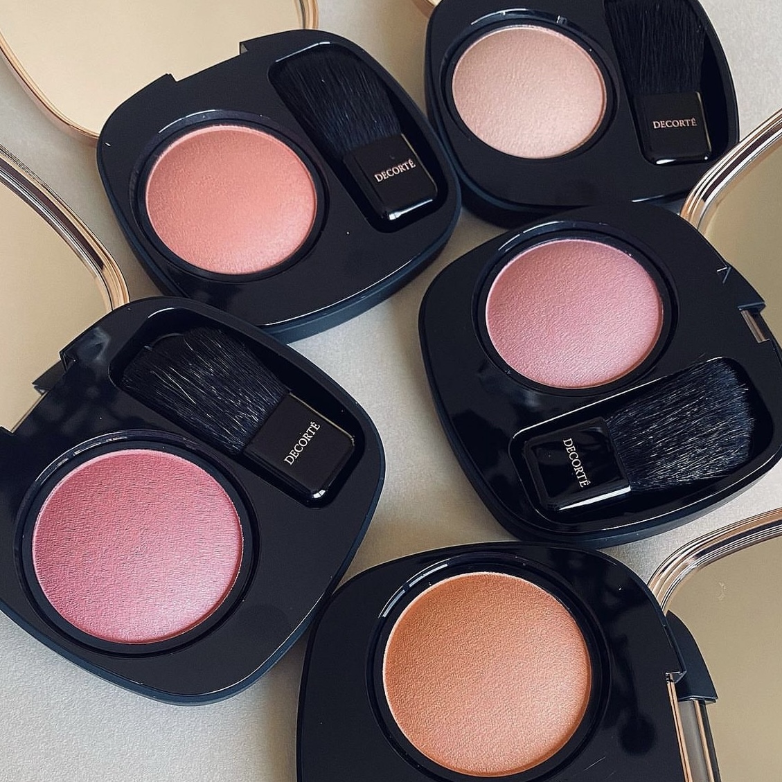 DECORTE Powder Blush 單色胭脂連刷具 5g