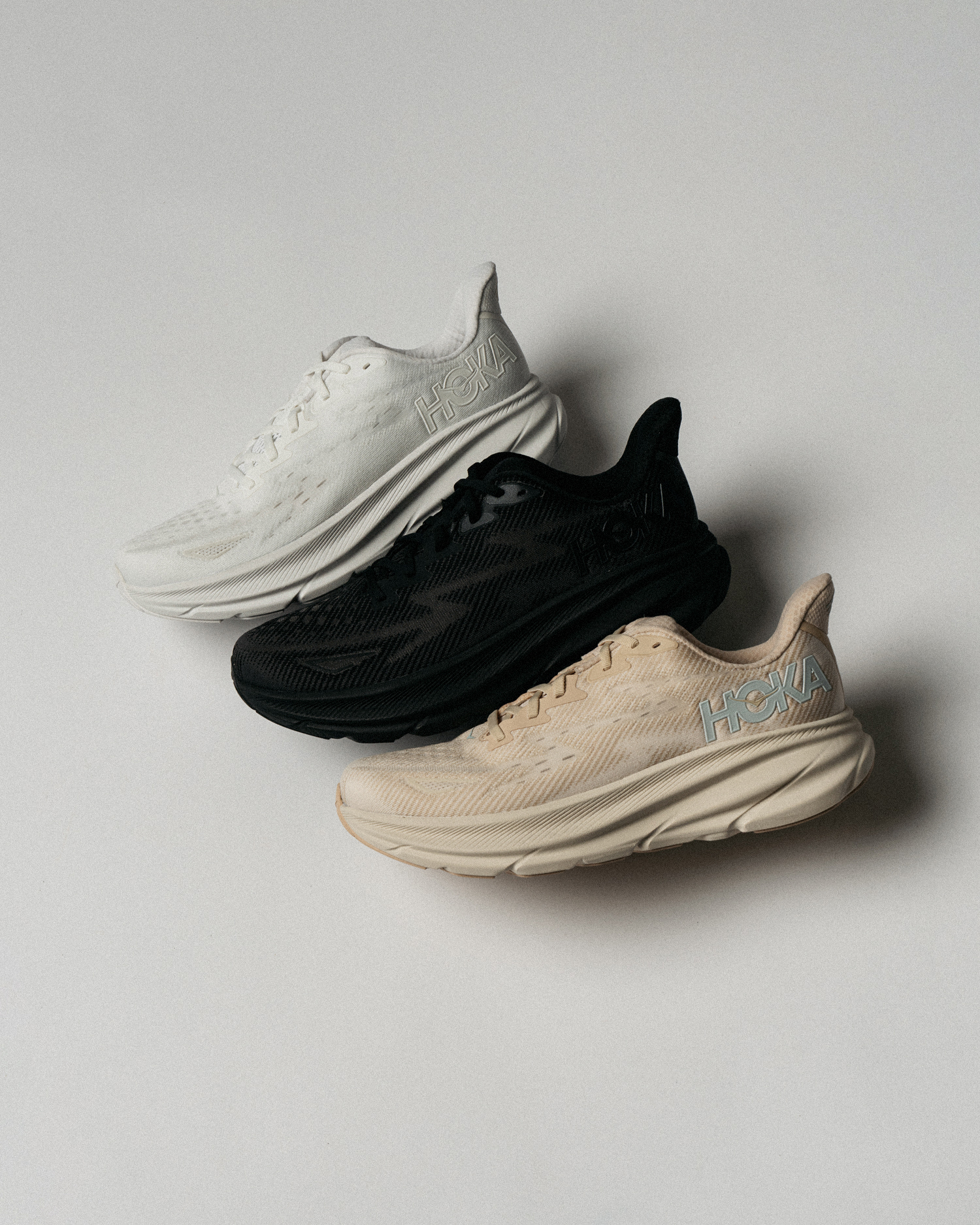 HOKA CLIFTON 8 "EGGNOG"