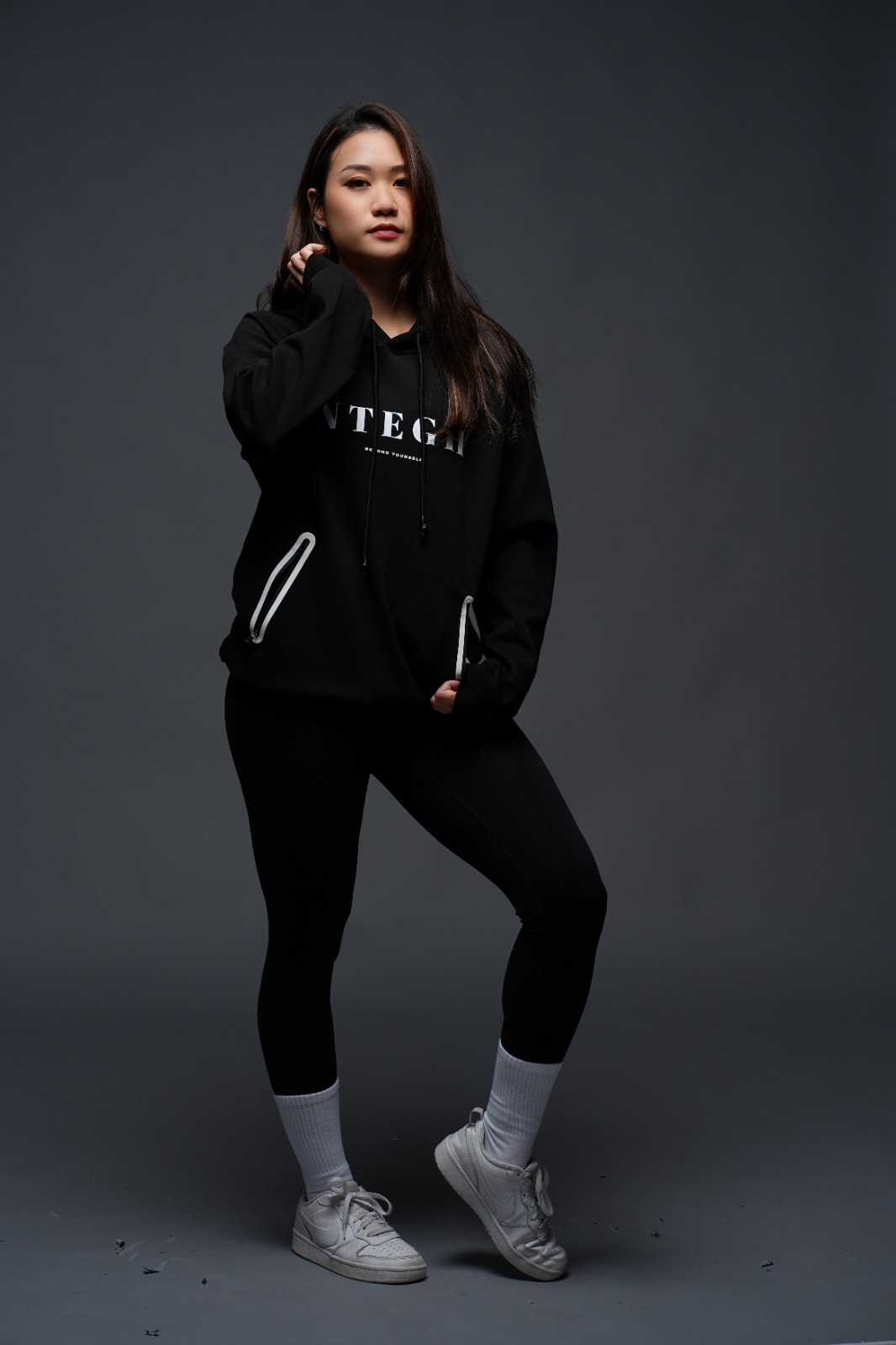 NOT ENOUGH CLASSIC HOODIE （BLACK)