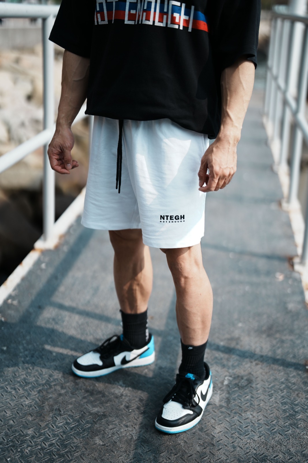 NOT ENOUGH COMFORT SHORT