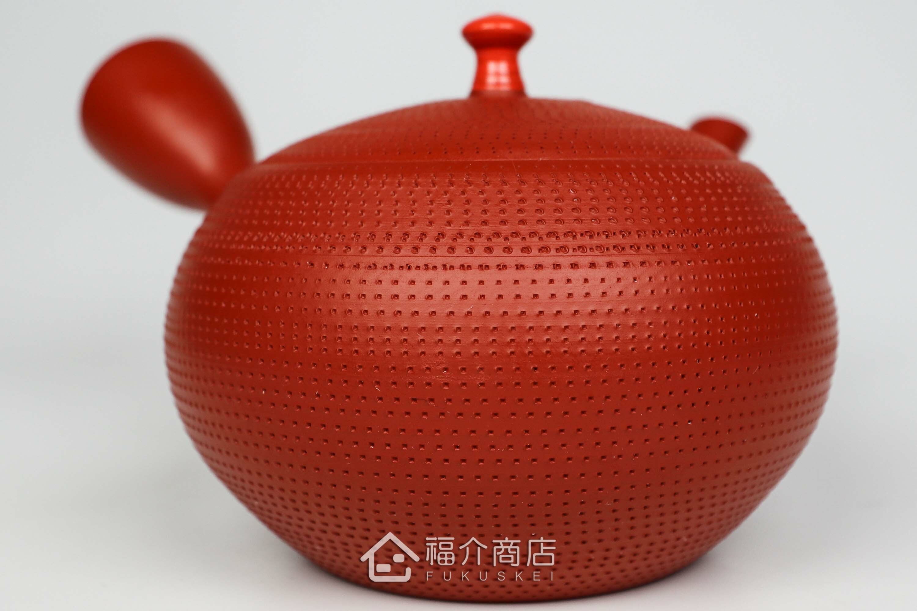 泡茶用的日本陶瓷茶壺