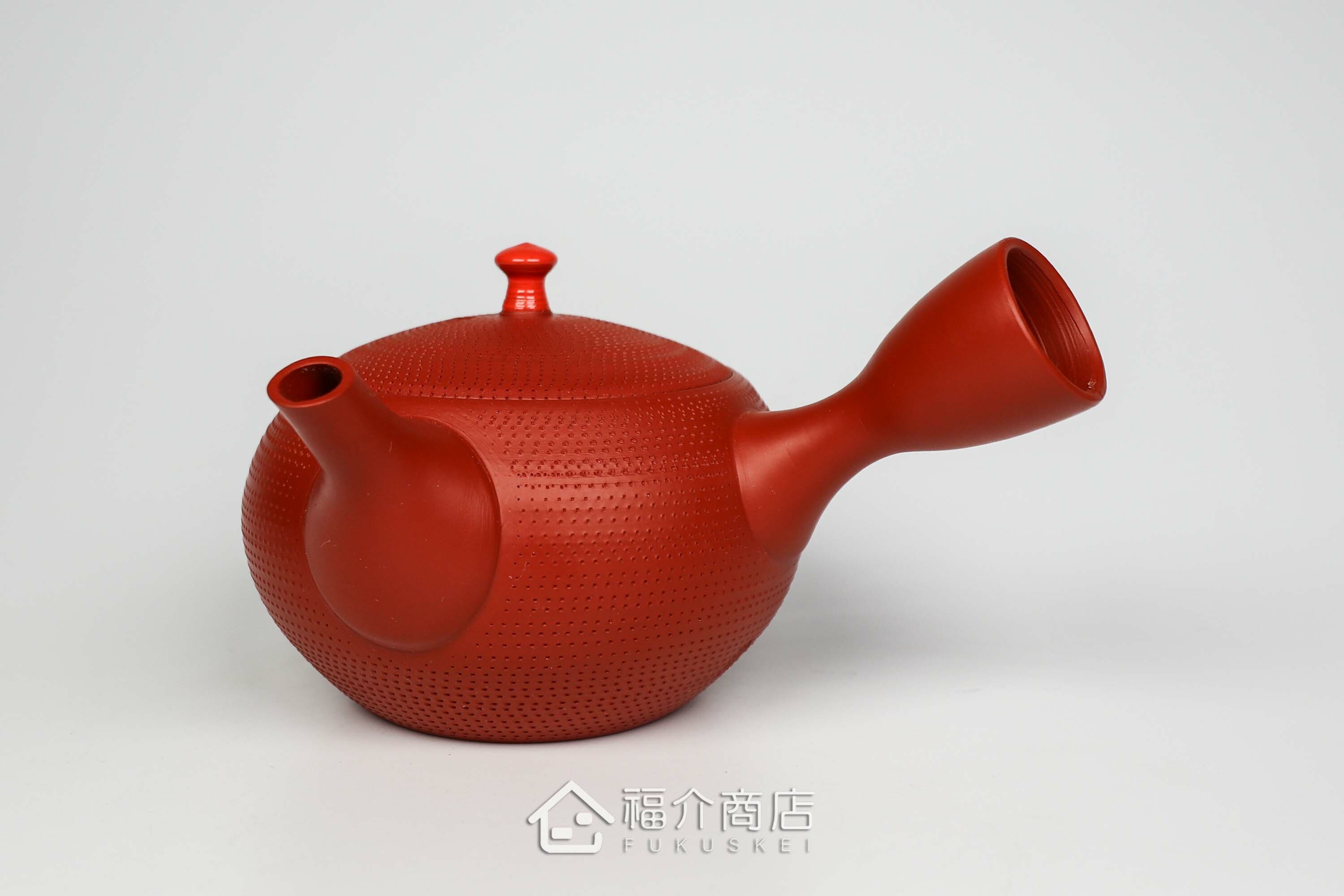 泡茶用的日本陶瓷茶壺