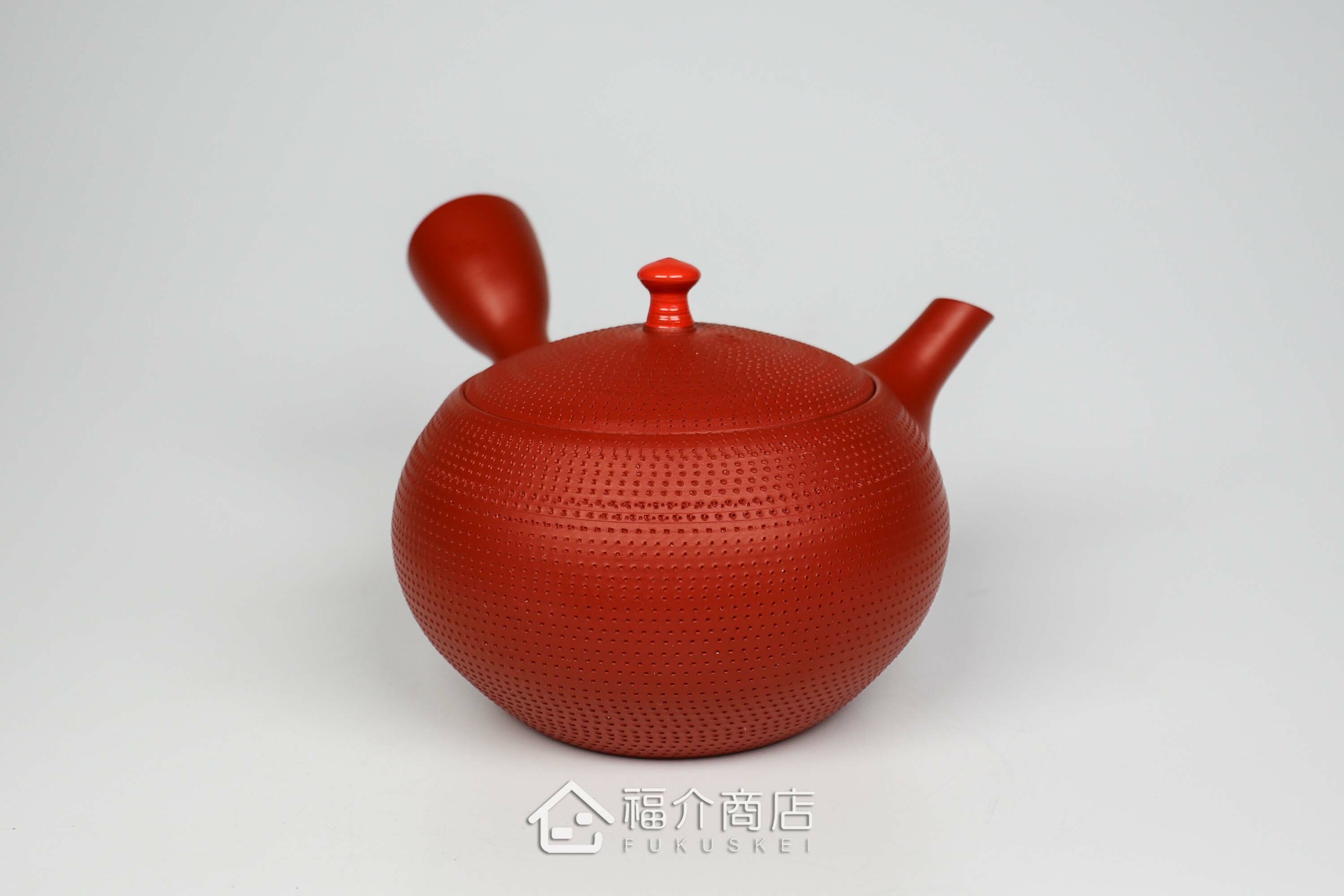 泡茶用的日本陶瓷茶壺