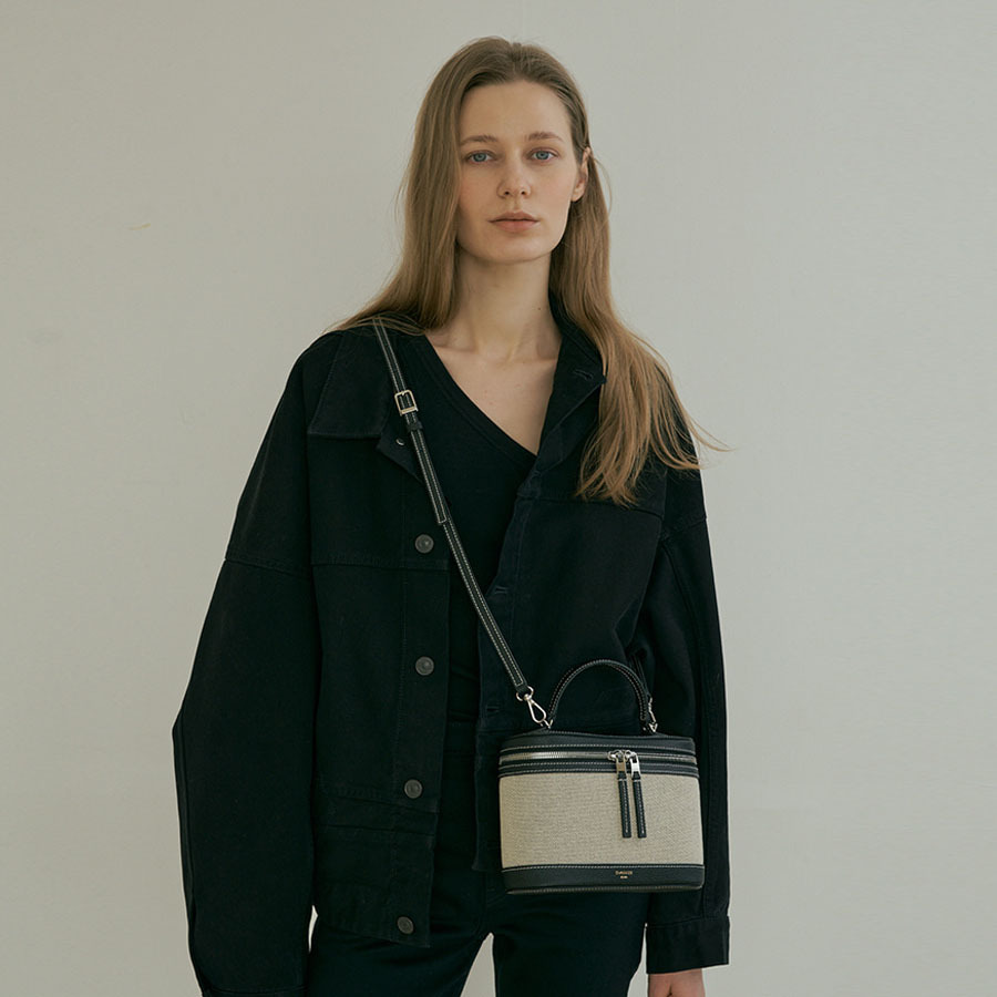 <韓國代購> DEMAKER CAVAS COSMETIC BAG