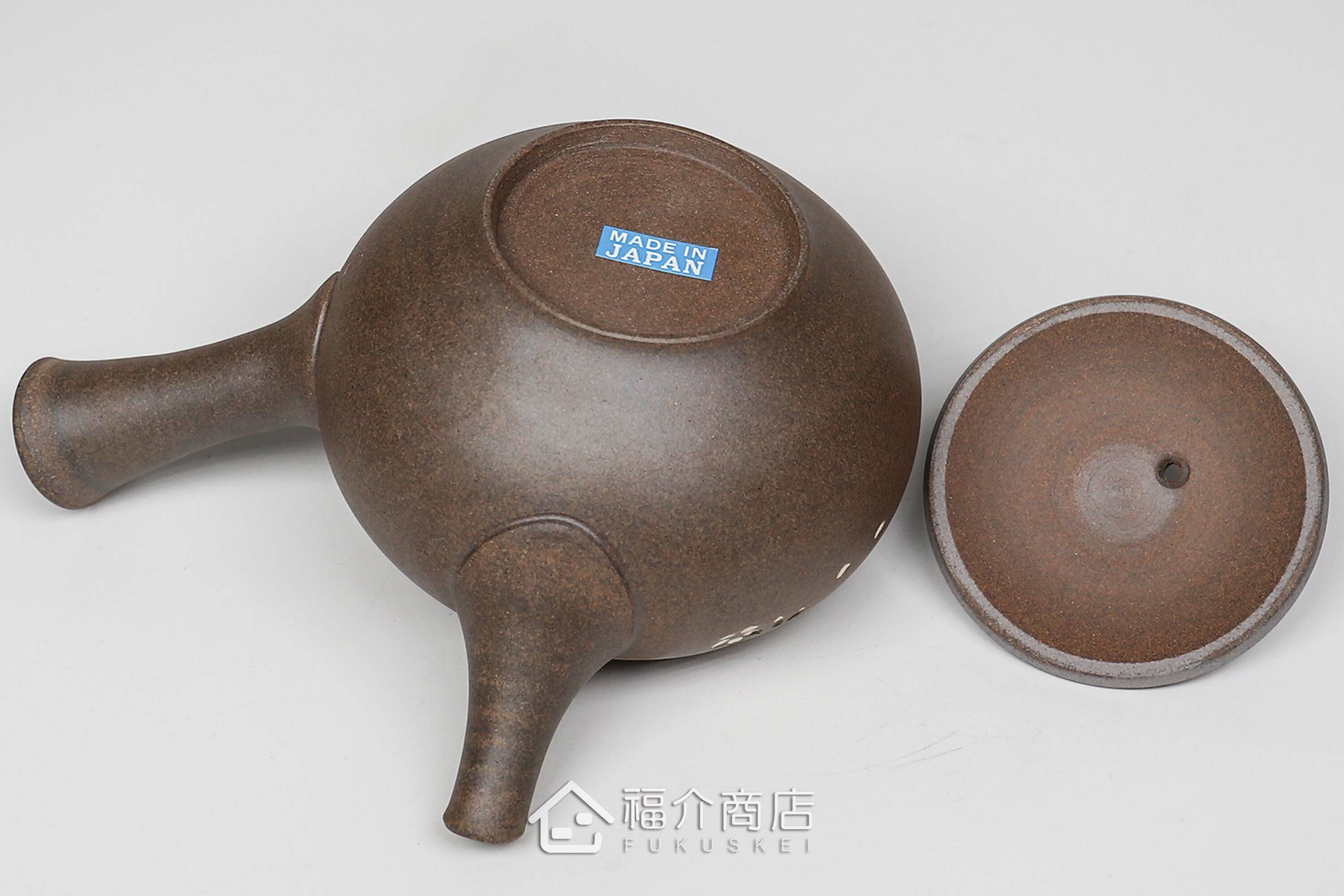 泡茶用的日本陶瓷茶壺