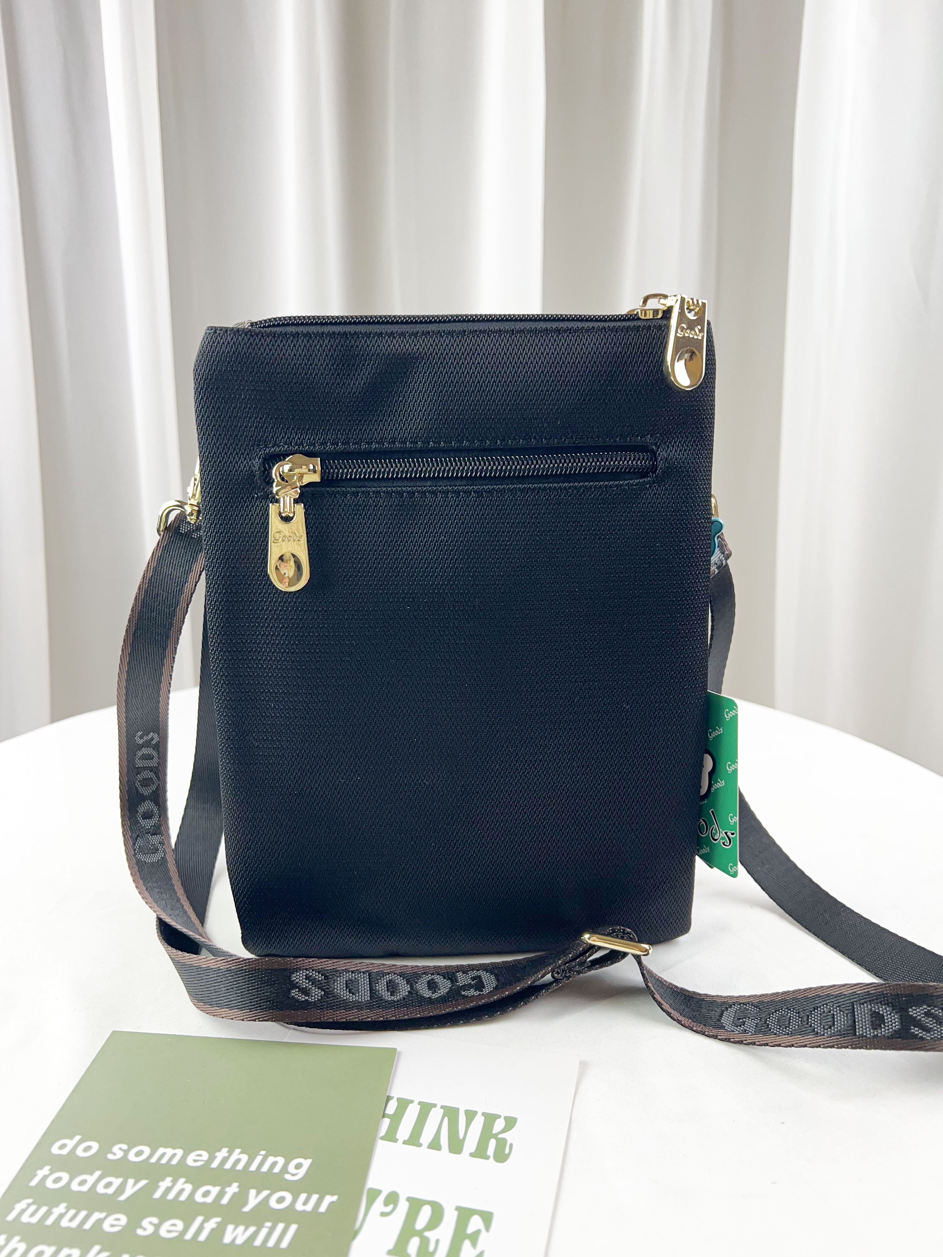 GOODS 金線大格黑 雙層防潑水手機側背包  #2505-1