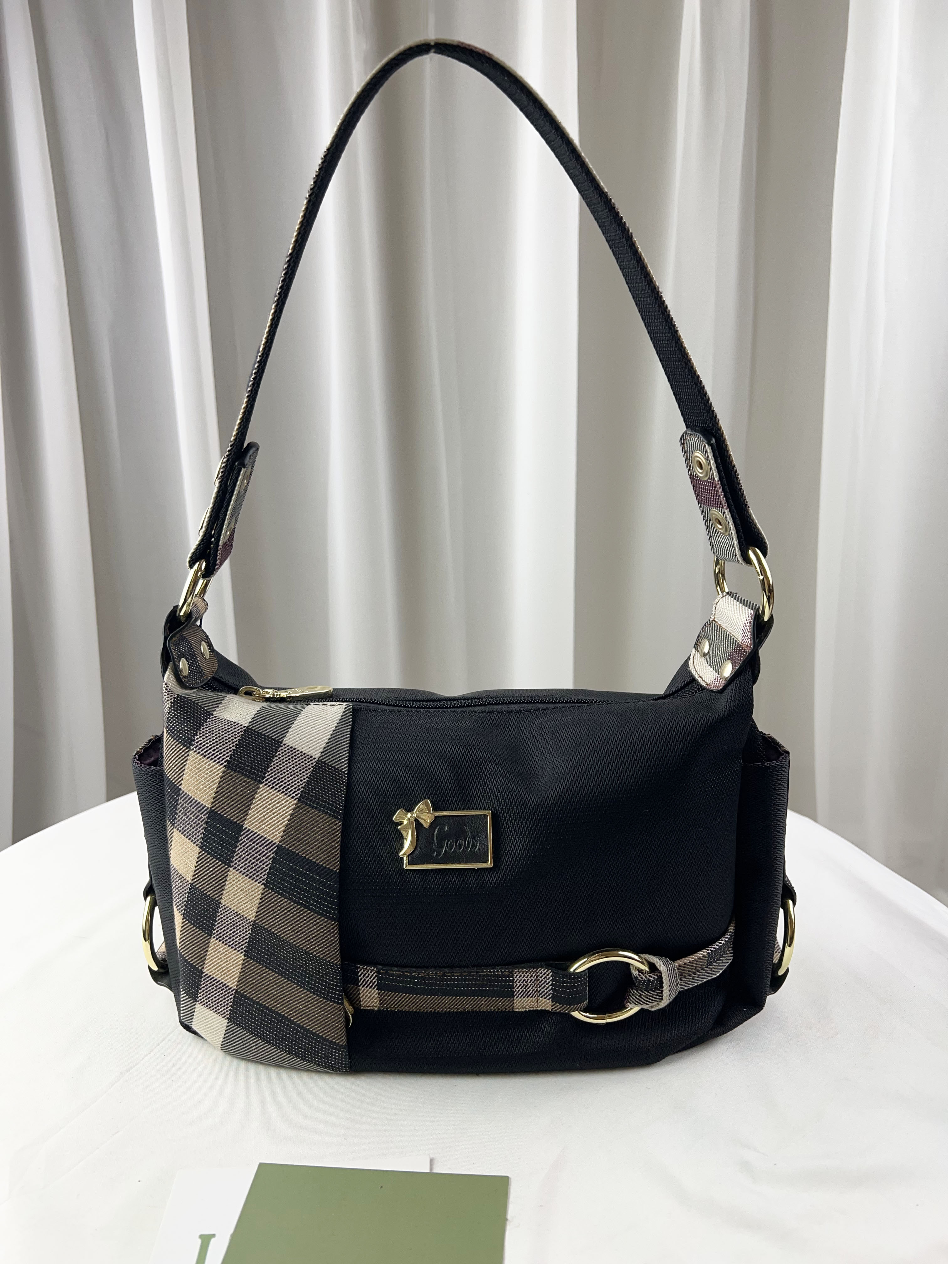 GOODS 金線大格黑防潑水肩背包 / 側背包 #2141