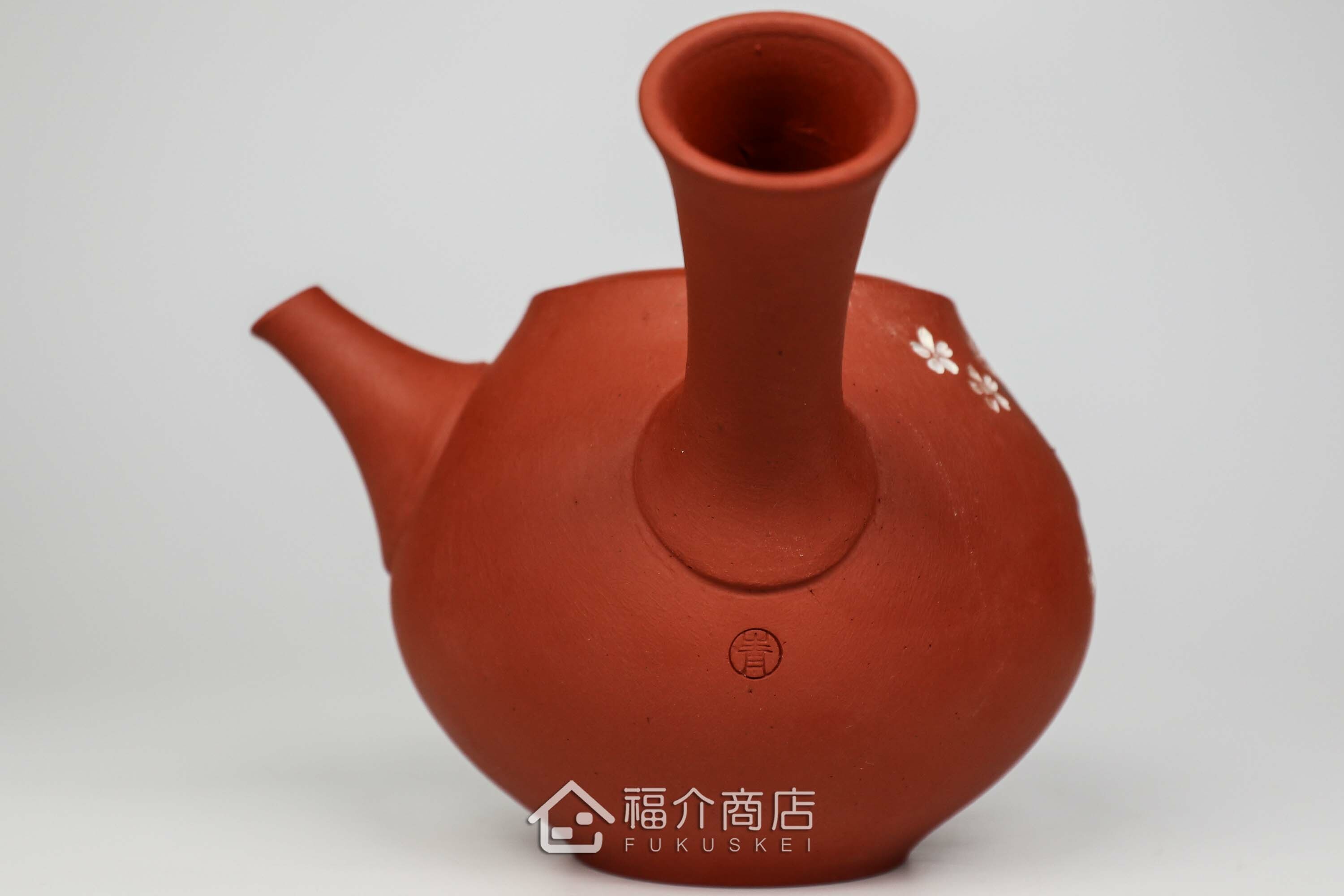 泡茶用的日本陶瓷茶壺