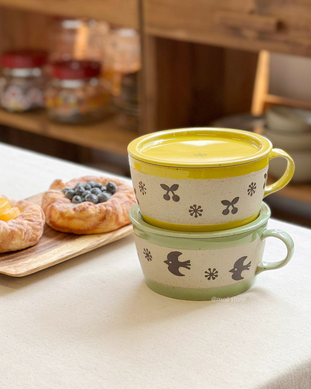 Hasami Ware Soup Bowl with lid cherry｜Hamato