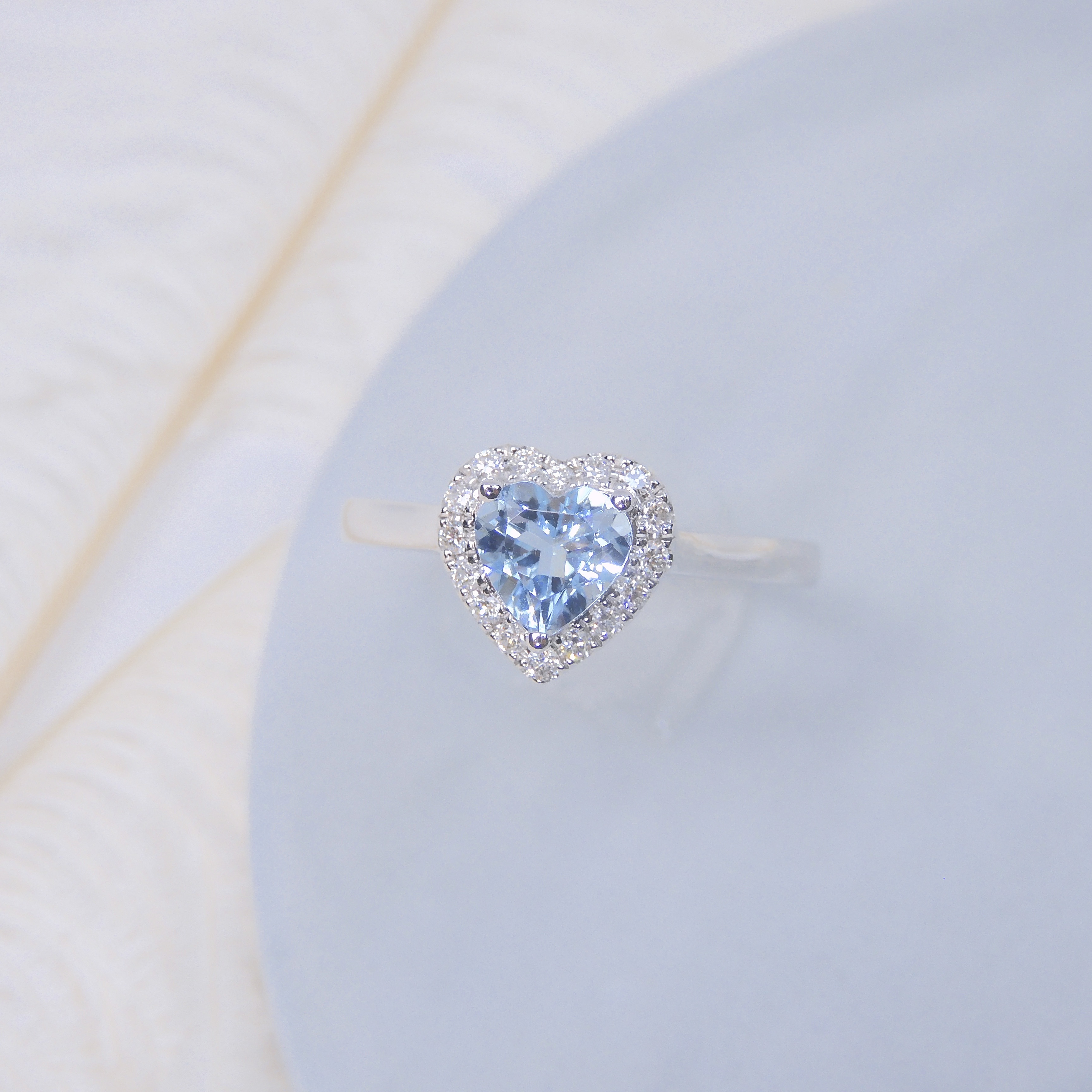 18K金 0.54ct 海藍寶戒指