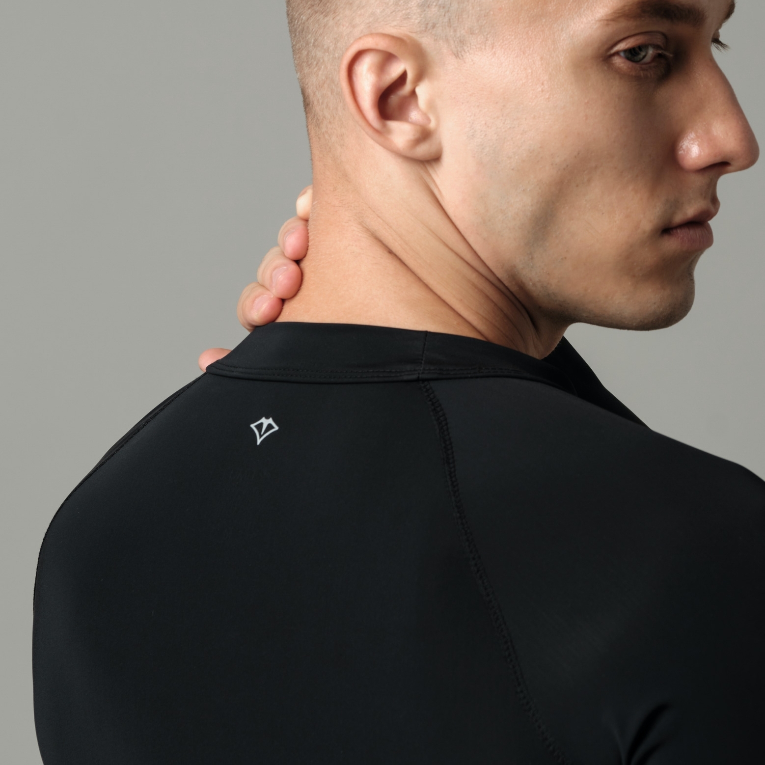 ▲TIMU LOGO 男款長袖 水陸運動防磨衣 水母衣