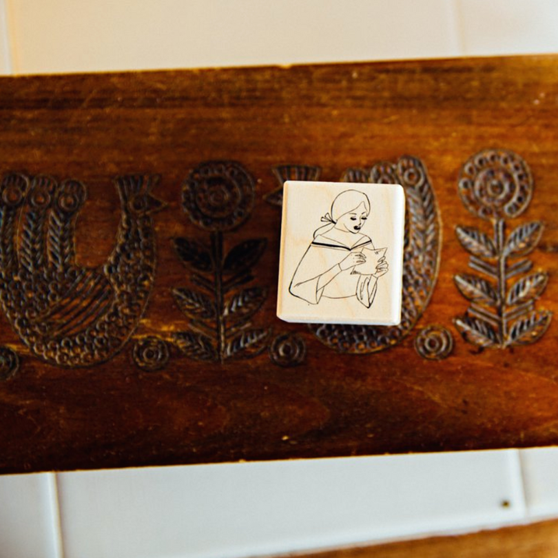 la dolce vita Wooden Stamp－Letter Reading Girl (Taiwanese Stationery Brand)