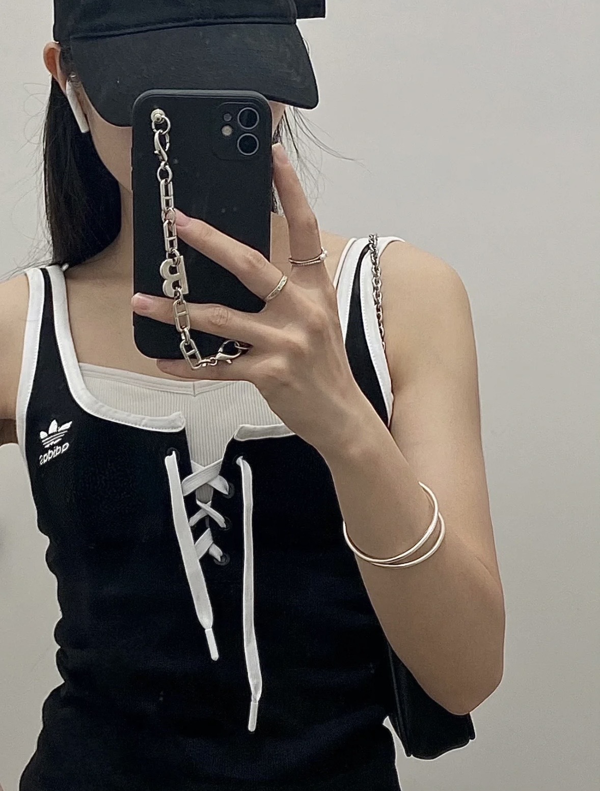 <快速出貨> Adidas 🌶️辣妹綁帶背心