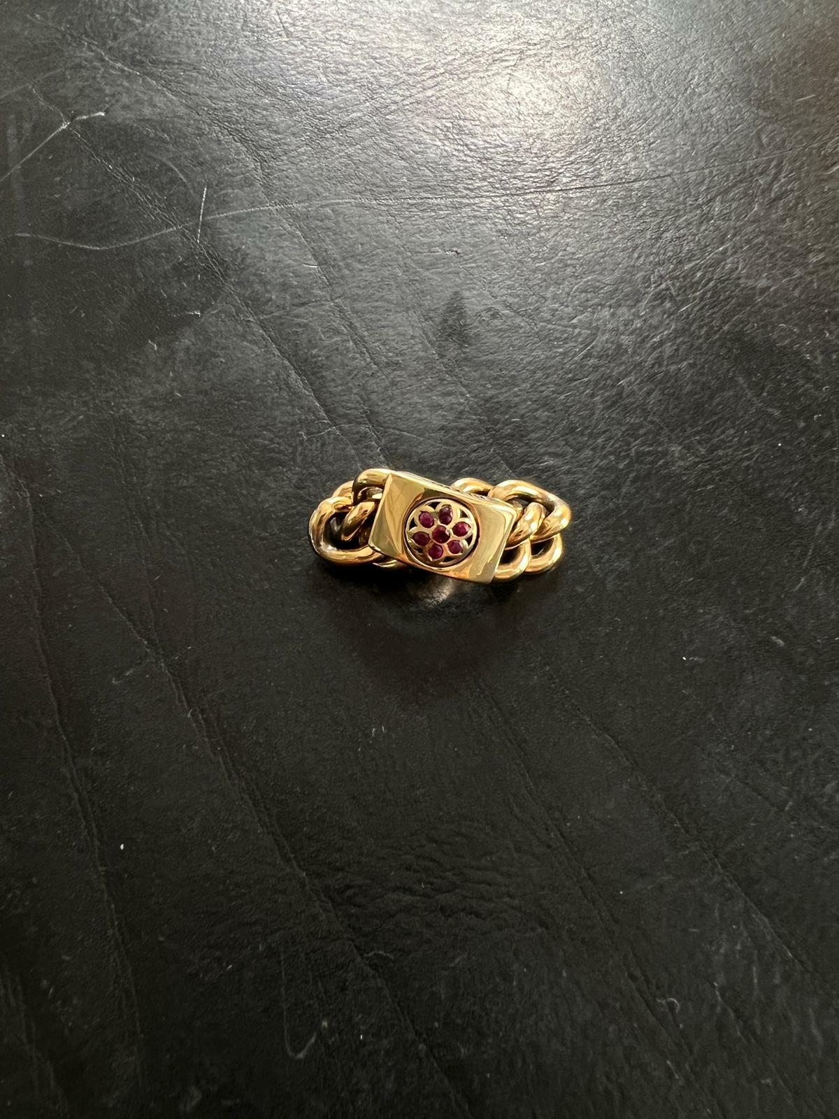 GA 22K Curb Chain ID Ring w/Rubies in Rosette US5.25