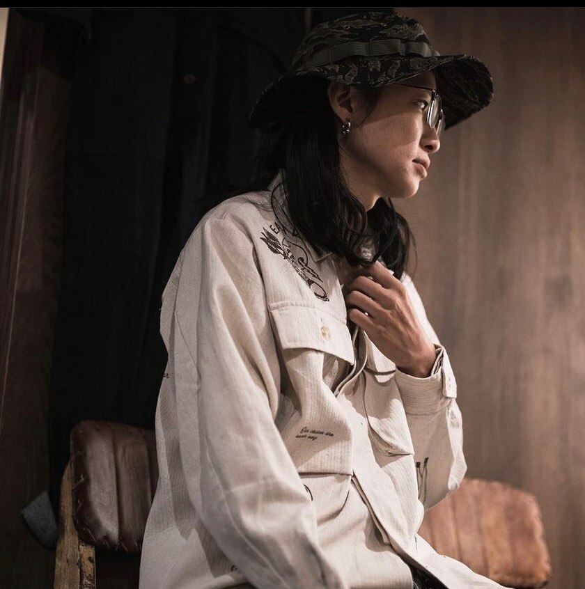 「補 貨 到 店」