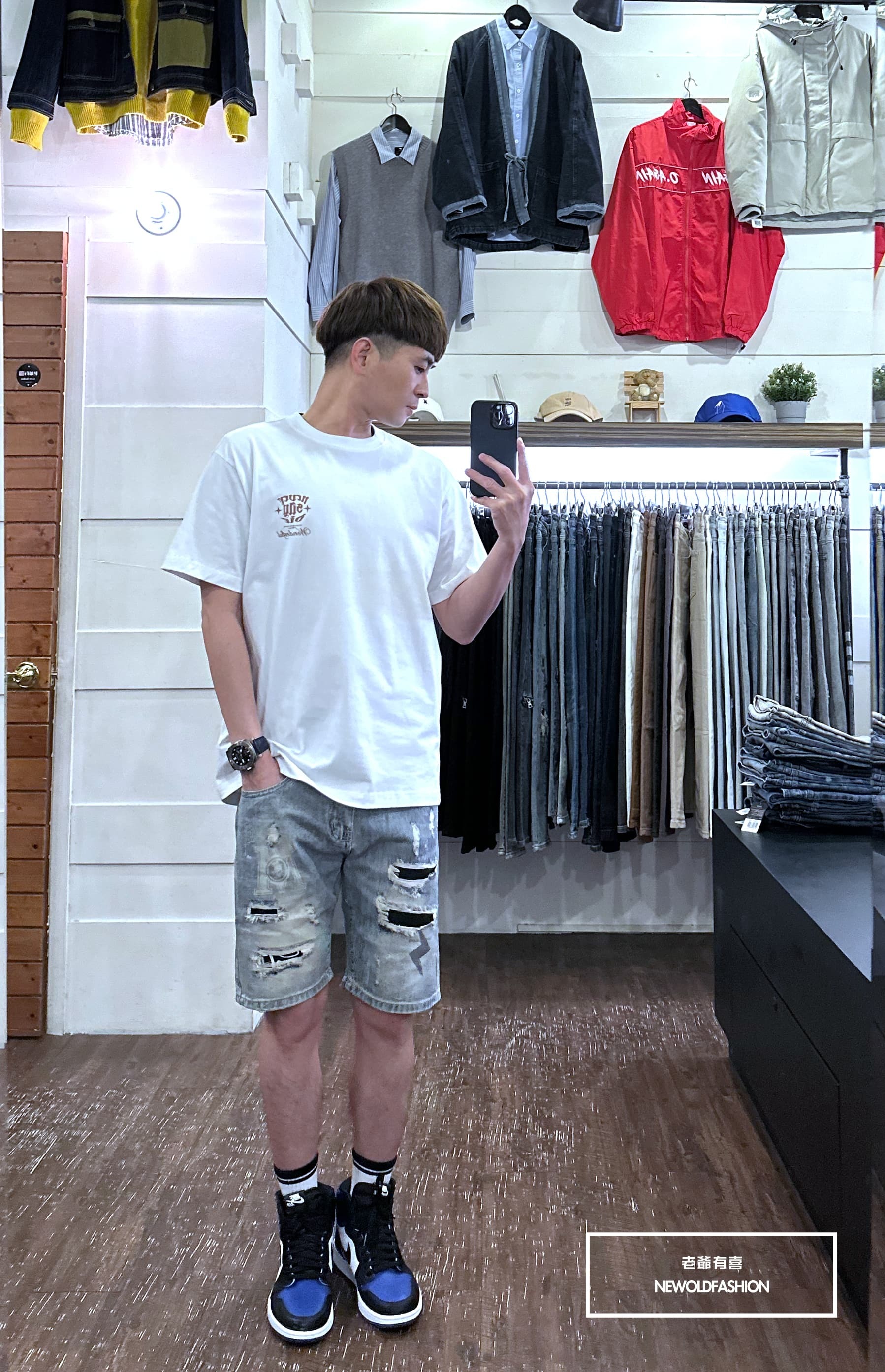 『新品上市』重磅閃電M補丁破壞牛仔短褲(NOF2303182)